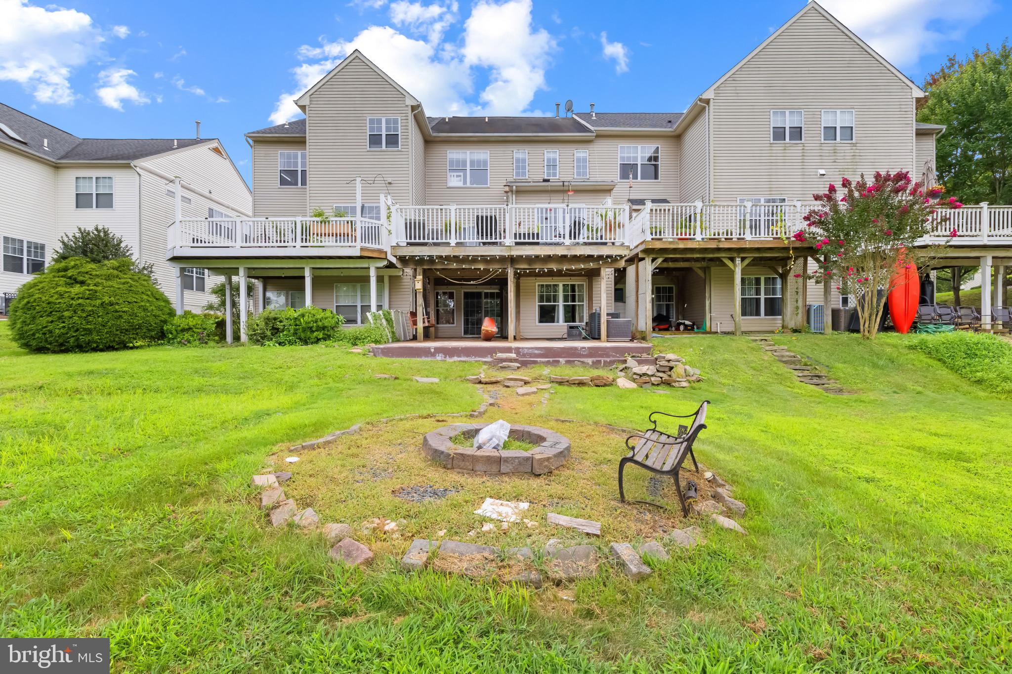 WAVERLY WOODS - Residential