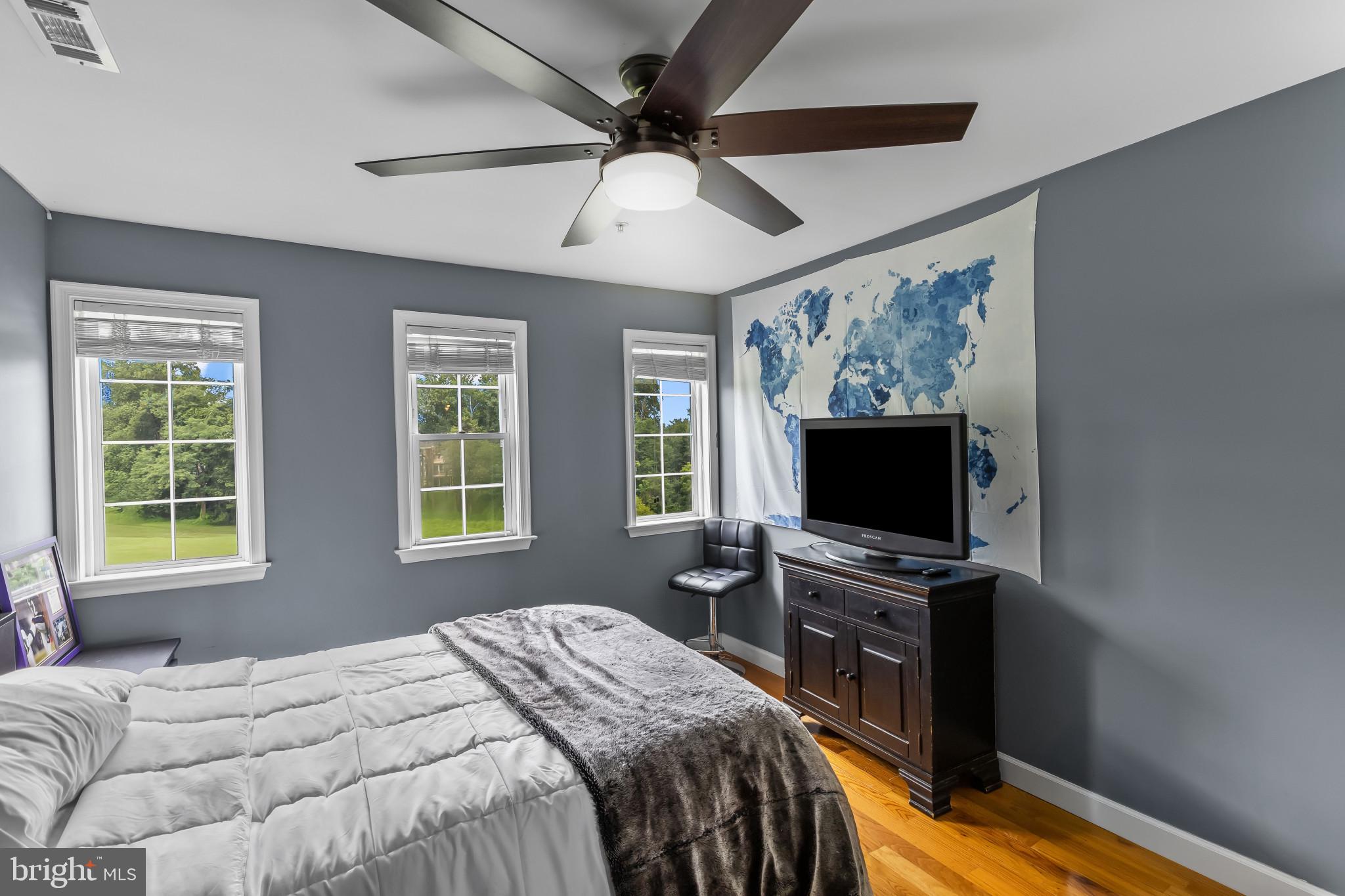 WAVERLY WOODS - Residential