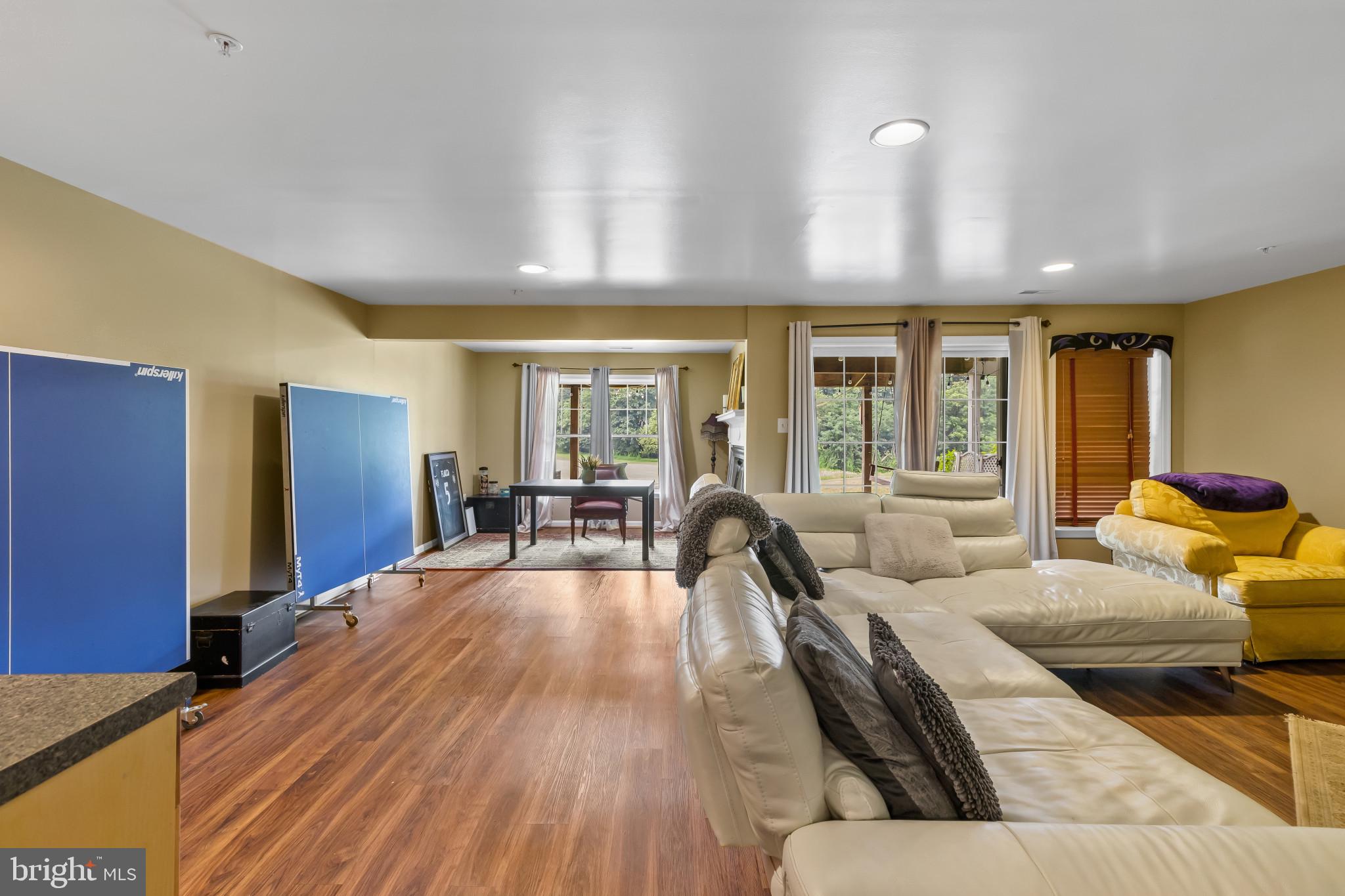 WAVERLY WOODS - Residential