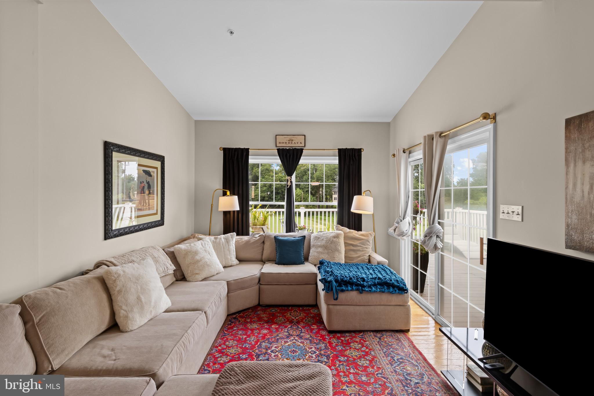 WAVERLY WOODS - Residential