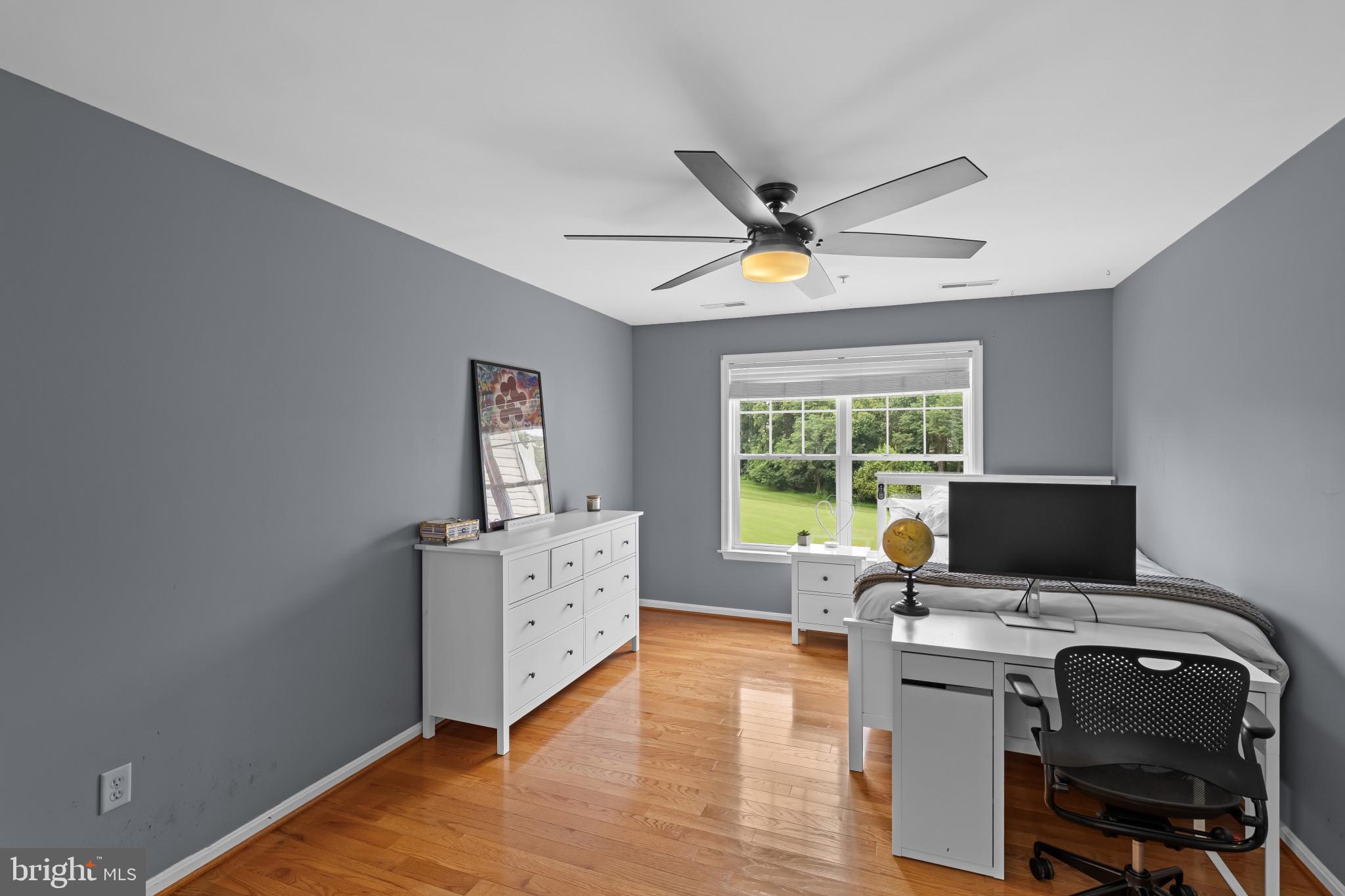 WAVERLY WOODS - Residential