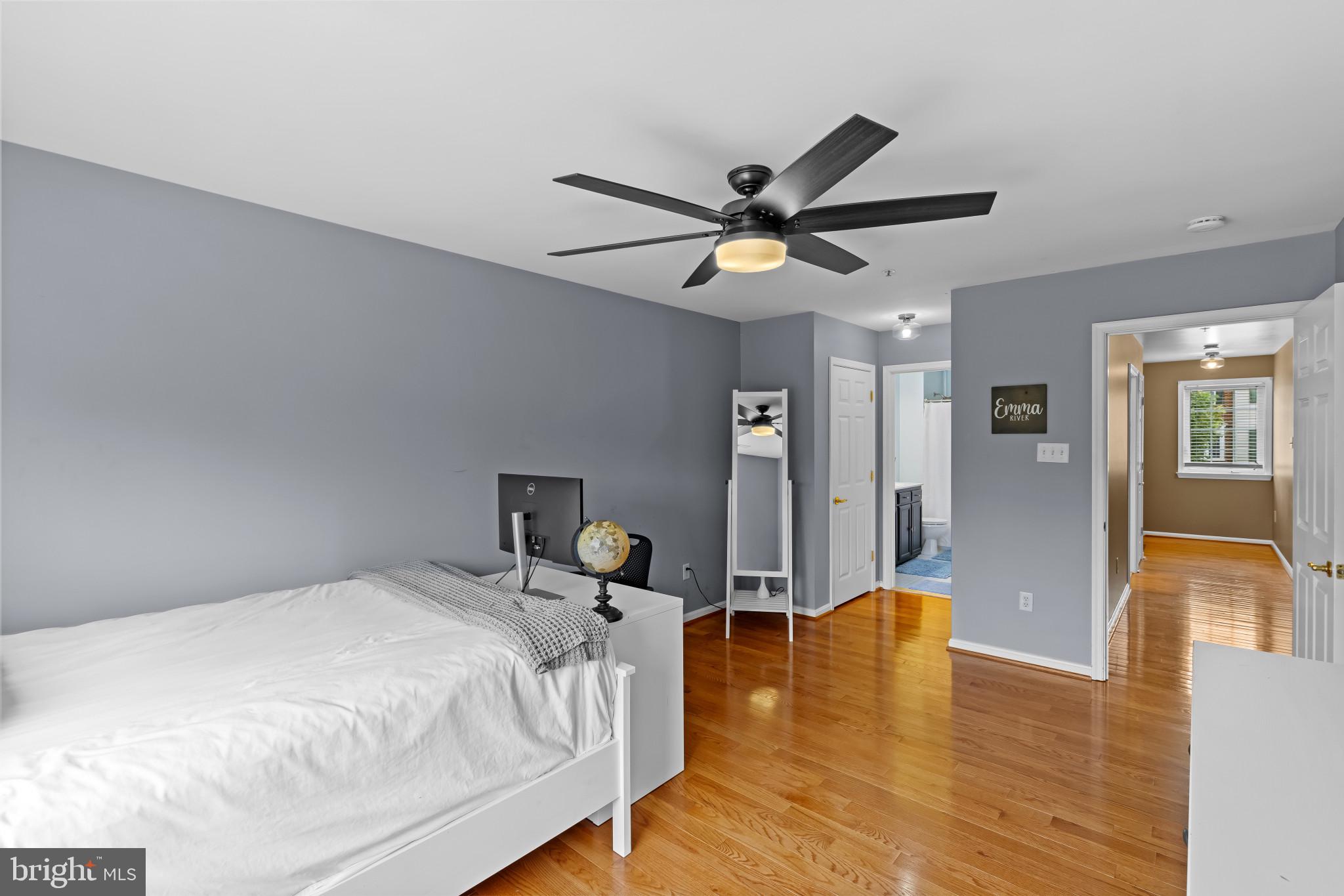 WAVERLY WOODS - Residential