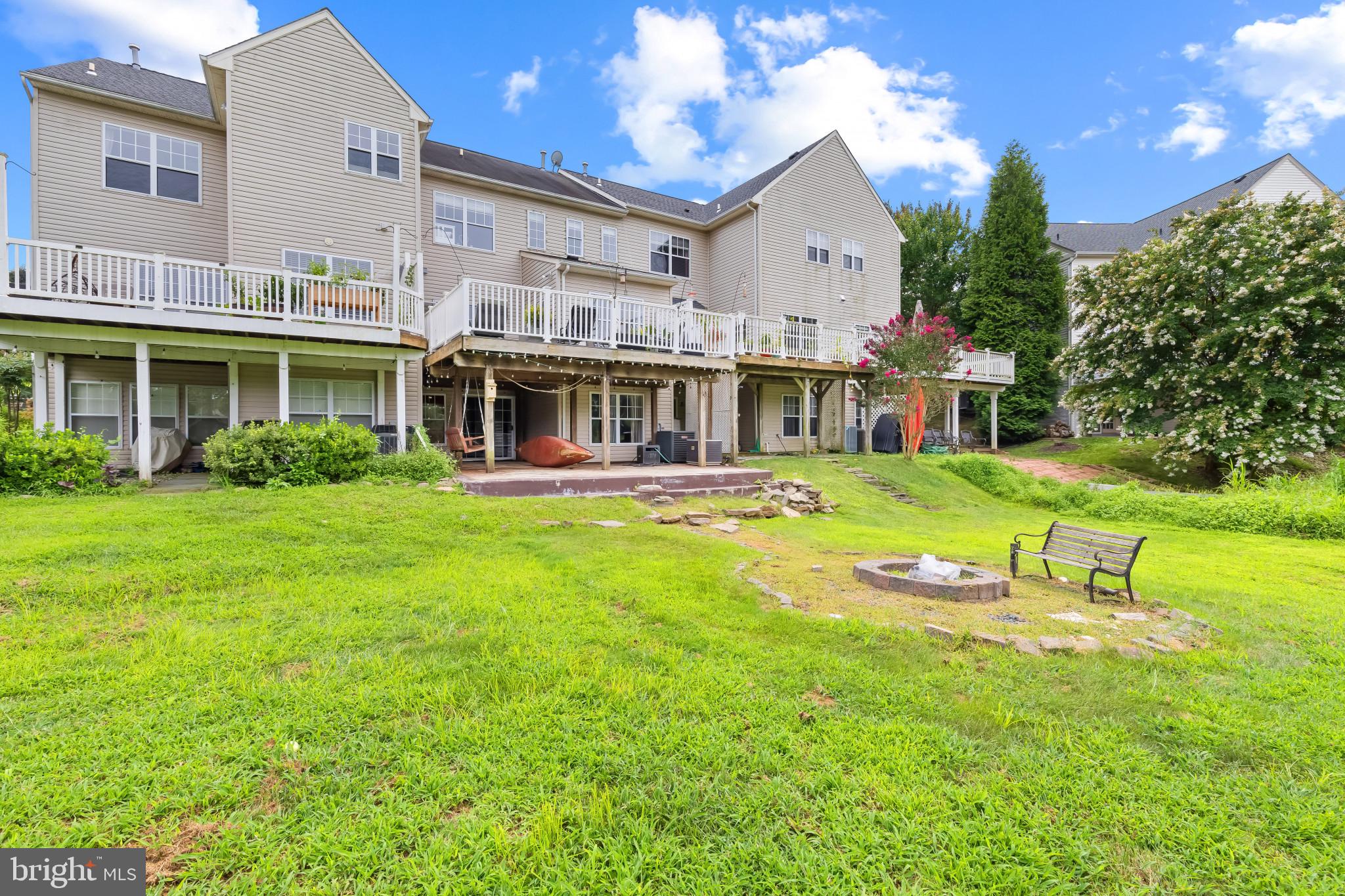 WAVERLY WOODS - Residential