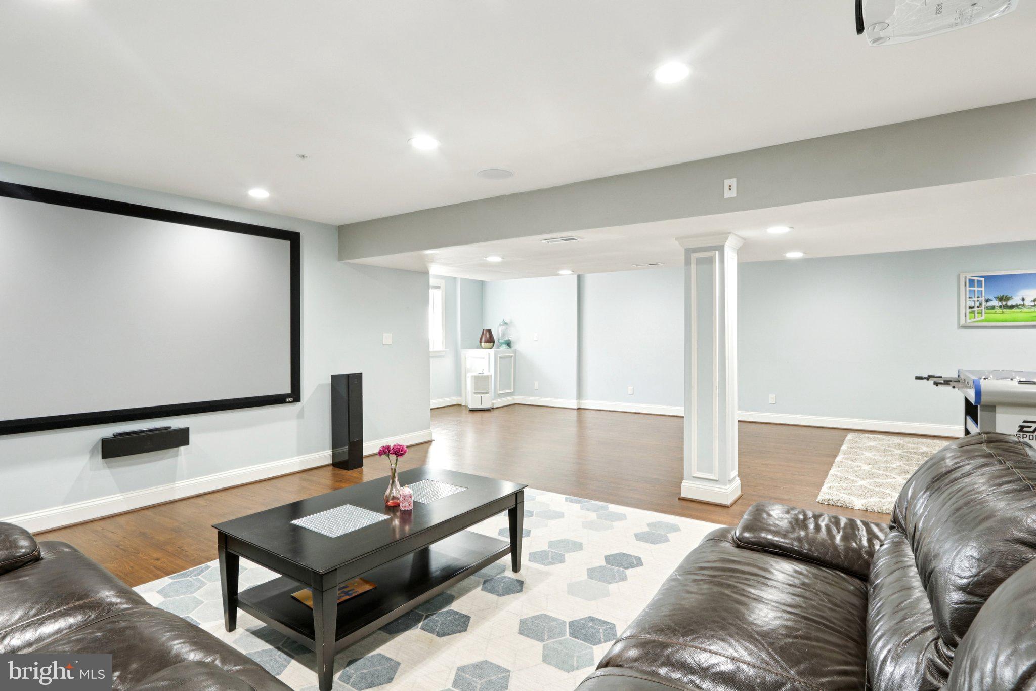 THORNDALE - Residential