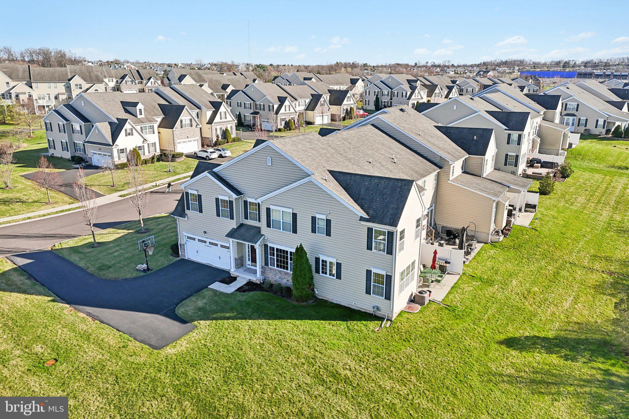 THORNDALE - Residential