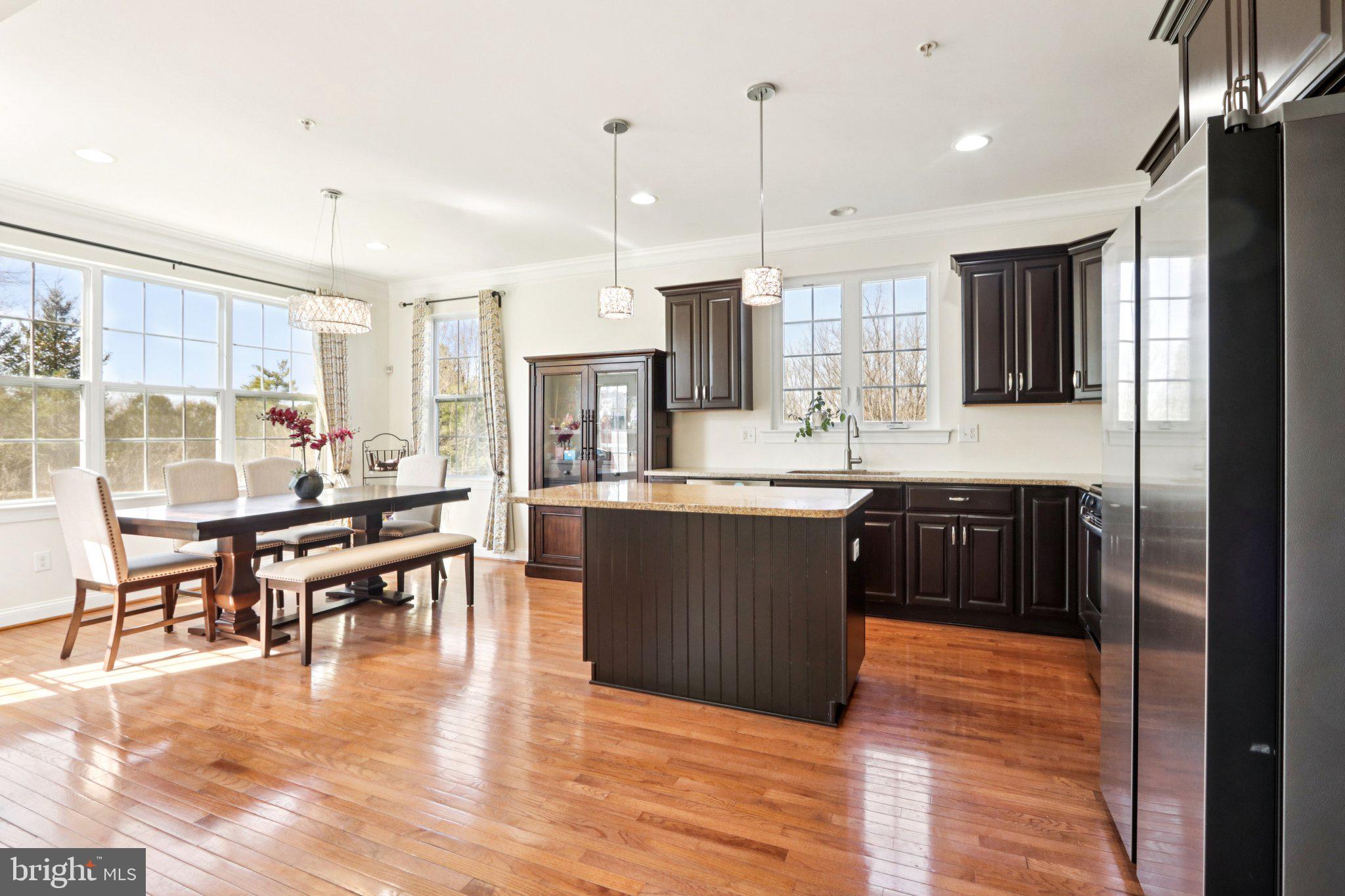 THORNDALE - Residential