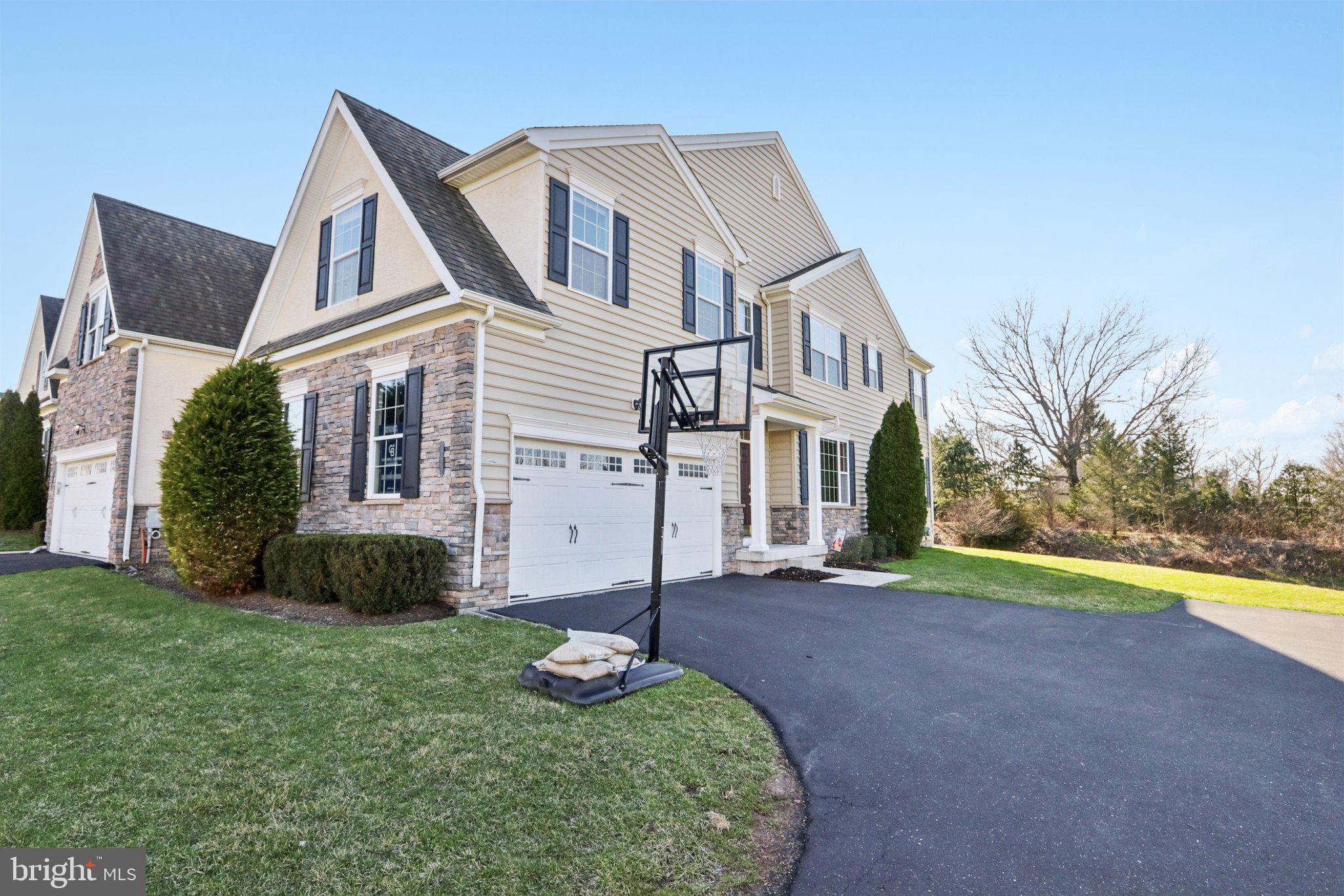 THORNDALE - Residential