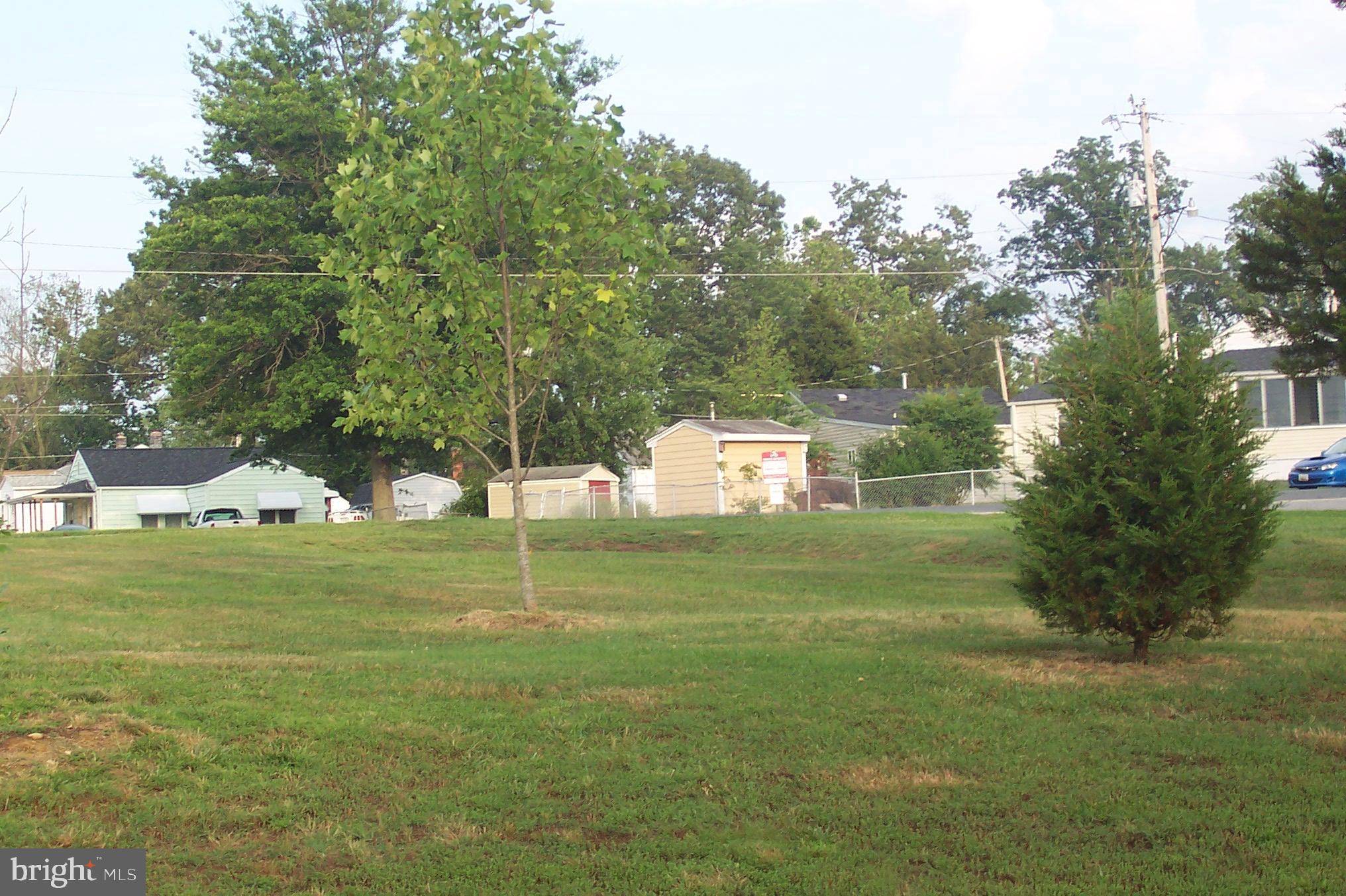 POTOMAC HEIGHTS - Residential