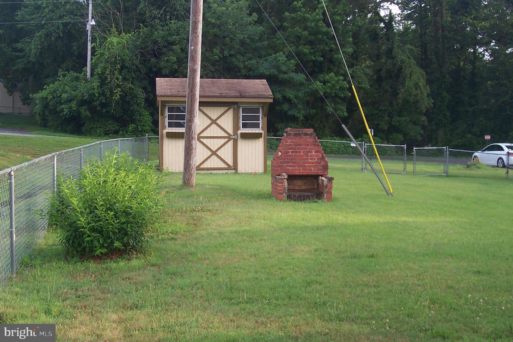 POTOMAC HEIGHTS - Residential