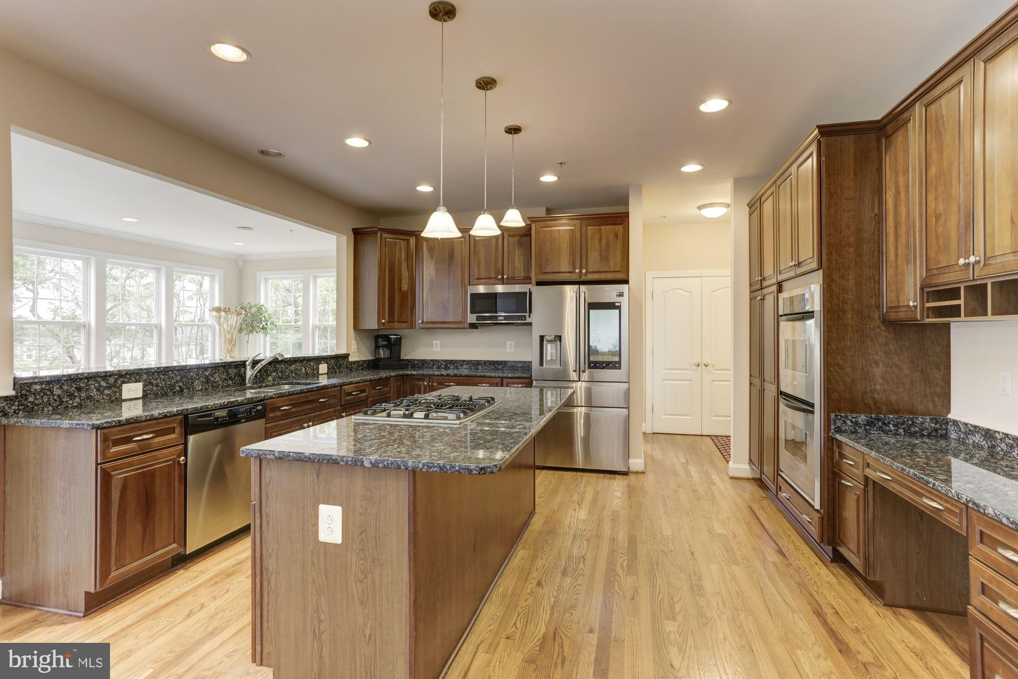 COLLINGBROOK - Residential