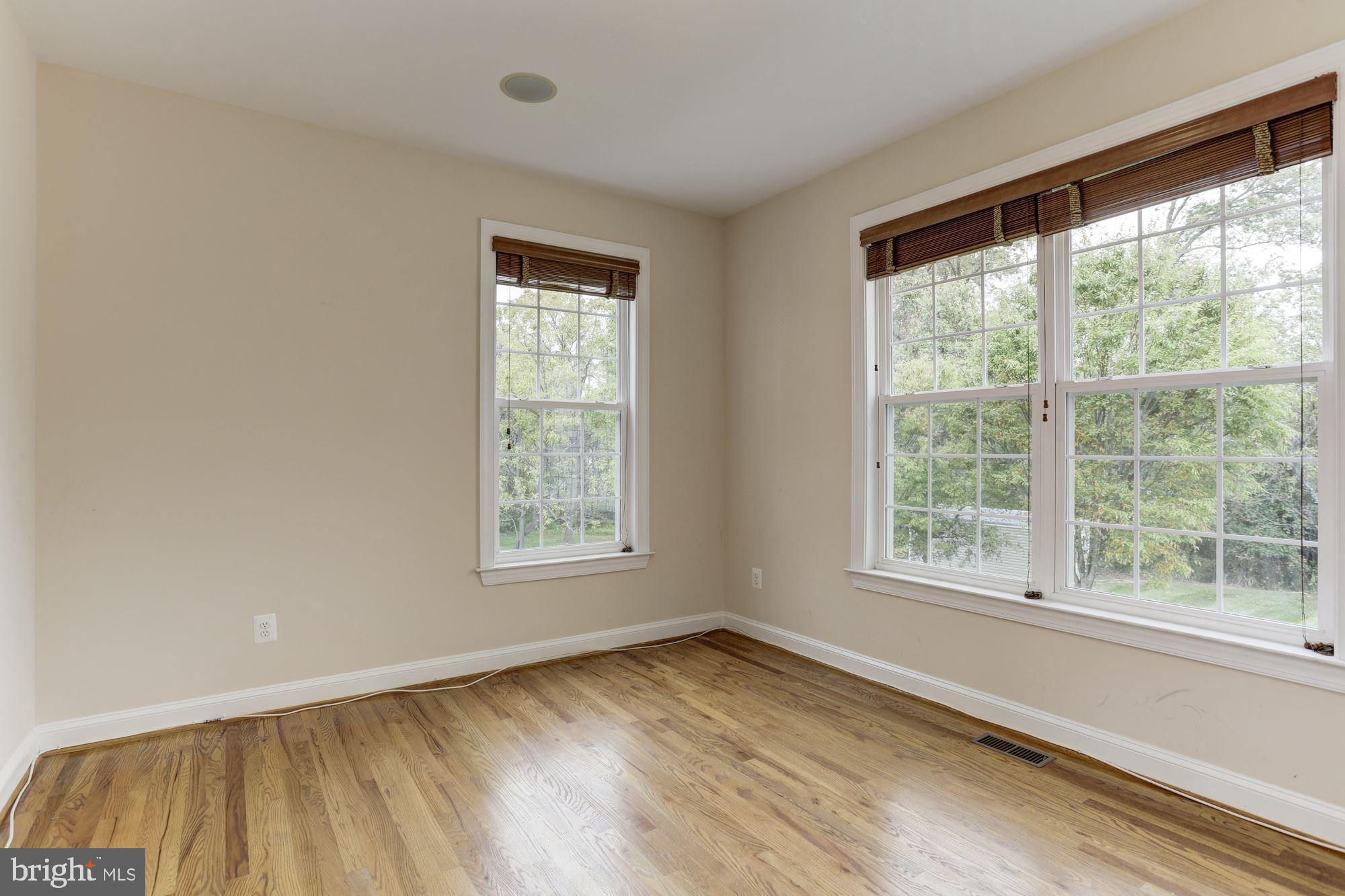 COLLINGBROOK - Residential