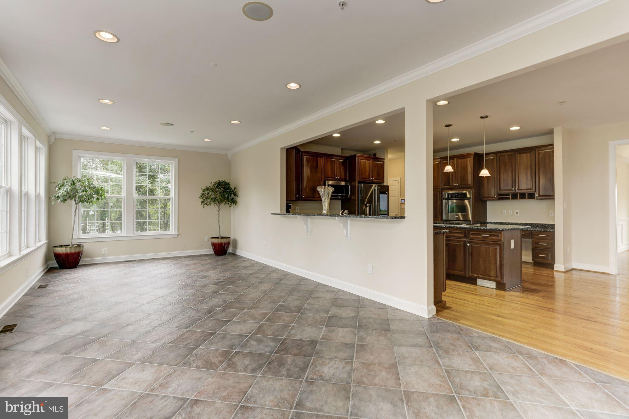 COLLINGBROOK - Residential