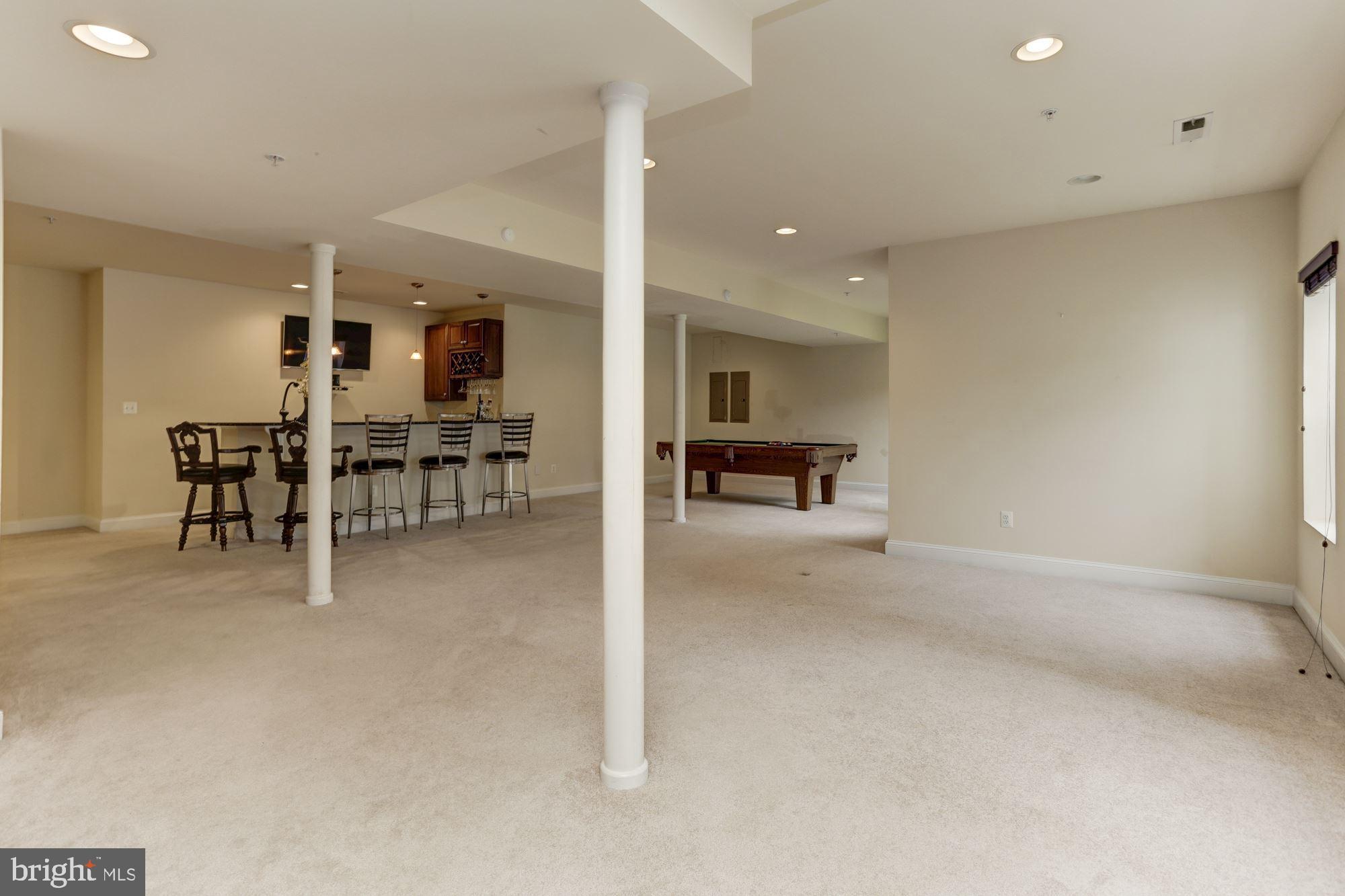 COLLINGBROOK - Residential