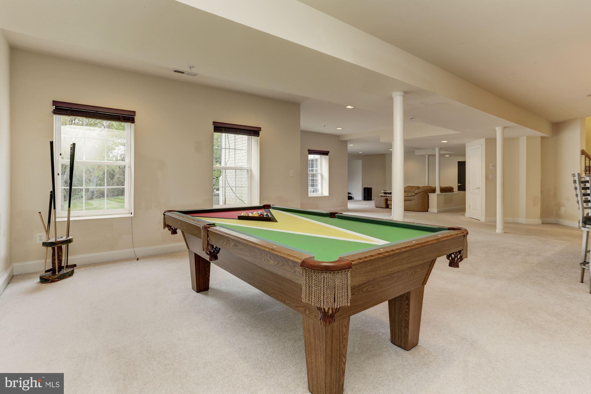 COLLINGBROOK - Residential