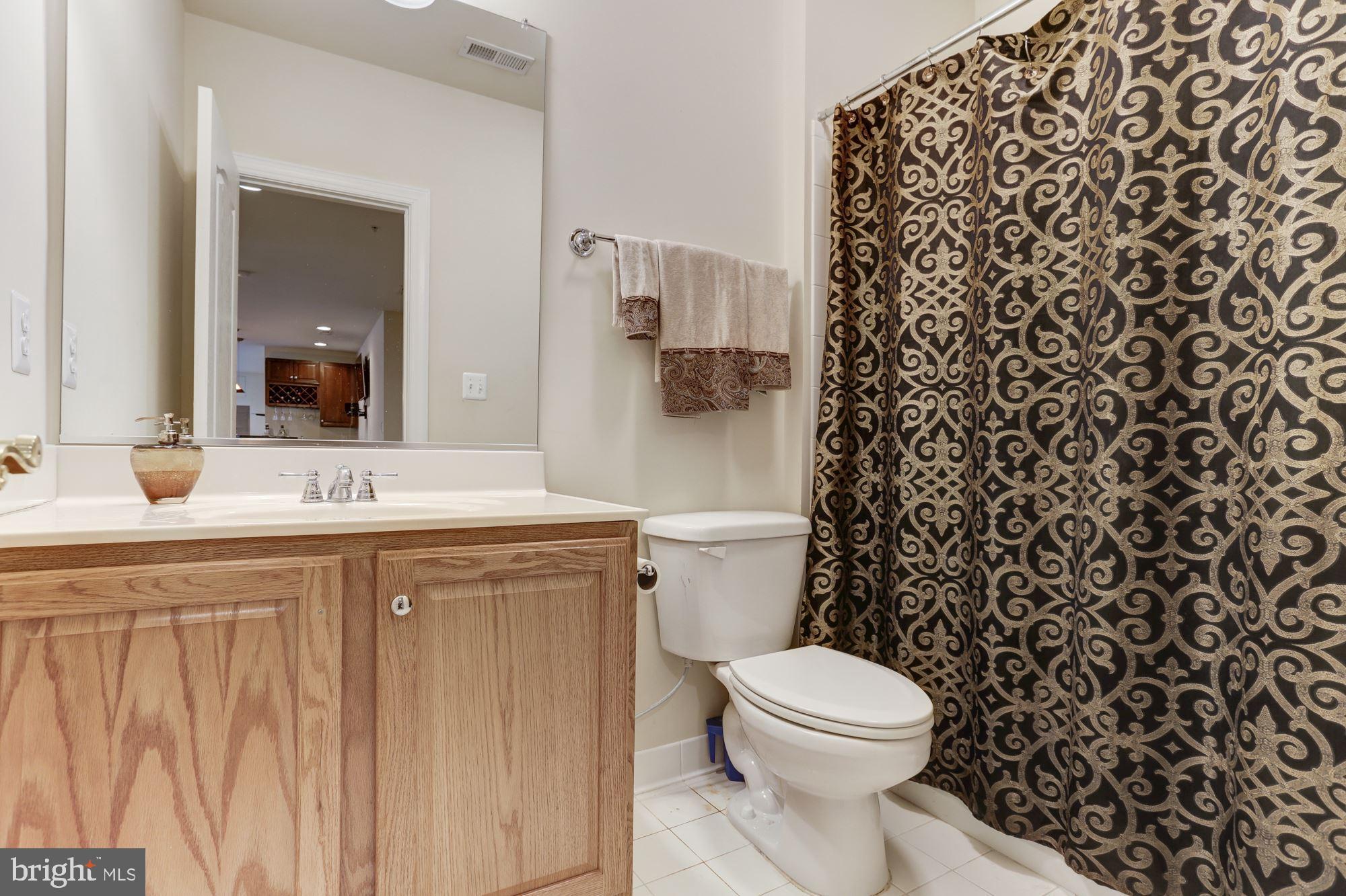 COLLINGBROOK - Residential