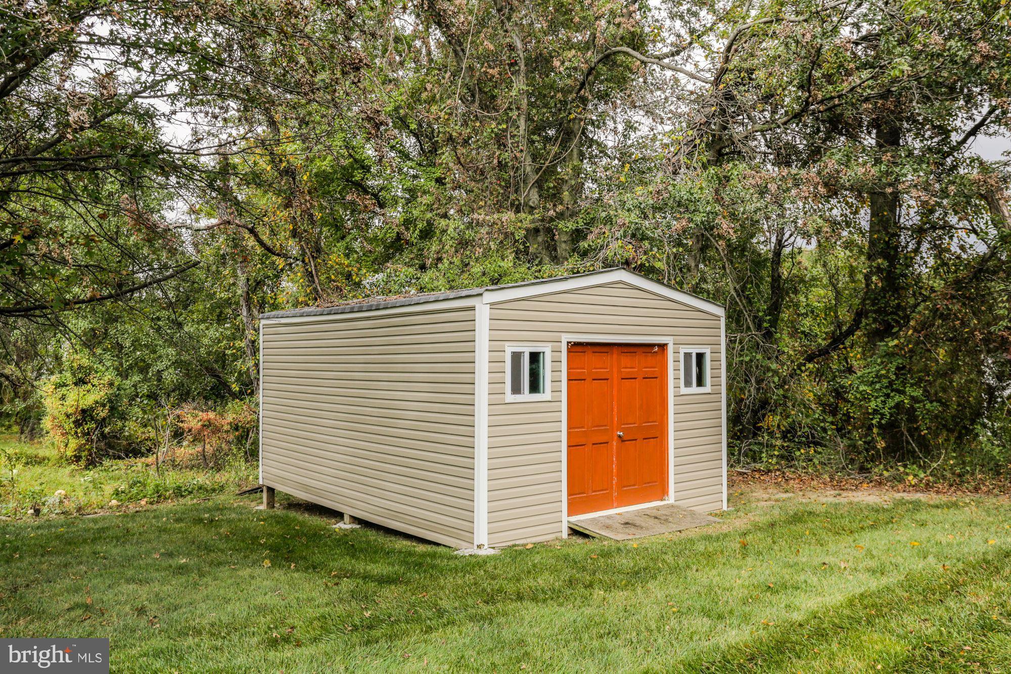 COLLINGBROOK - Residential