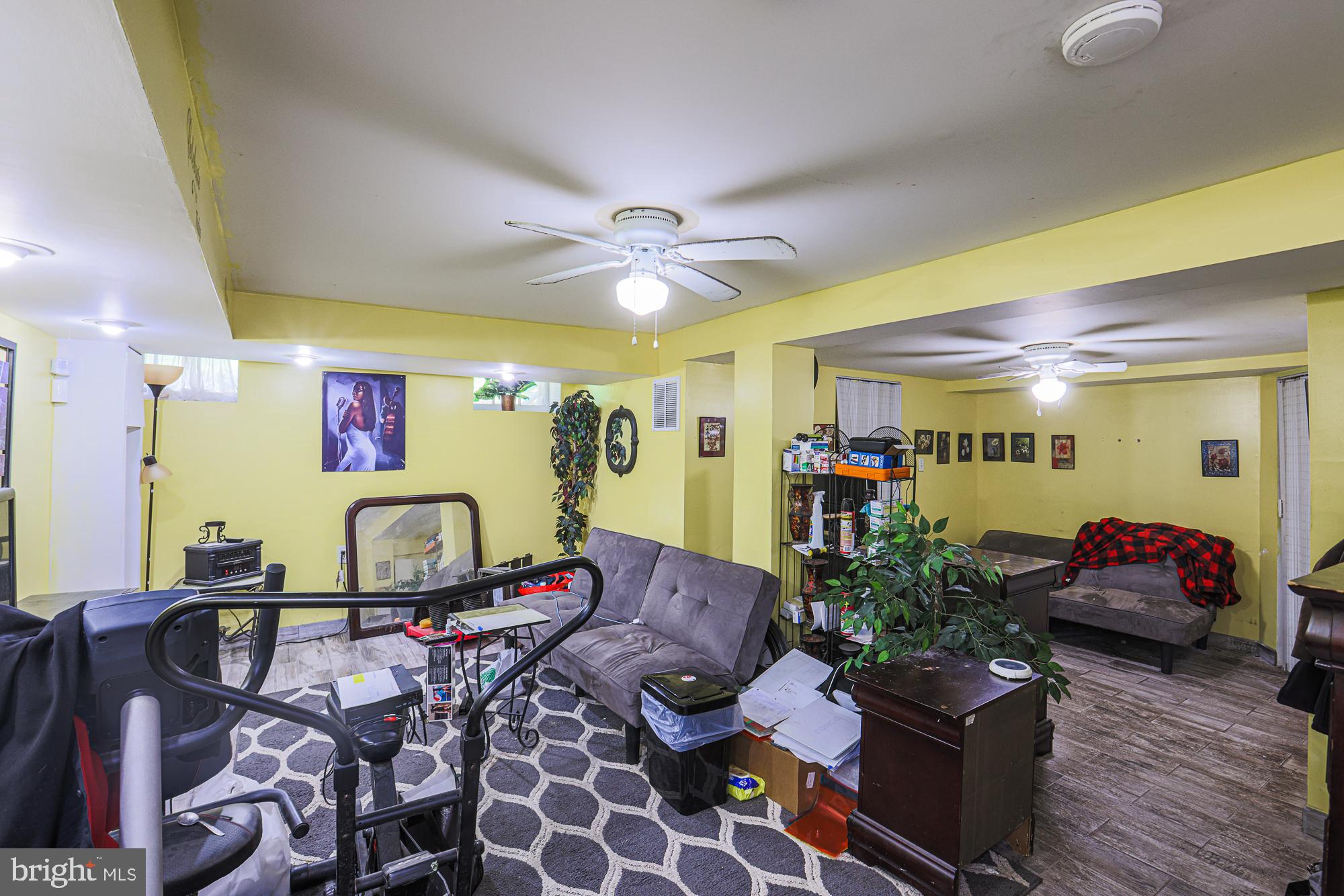 BEVERLY HILLS - Residential