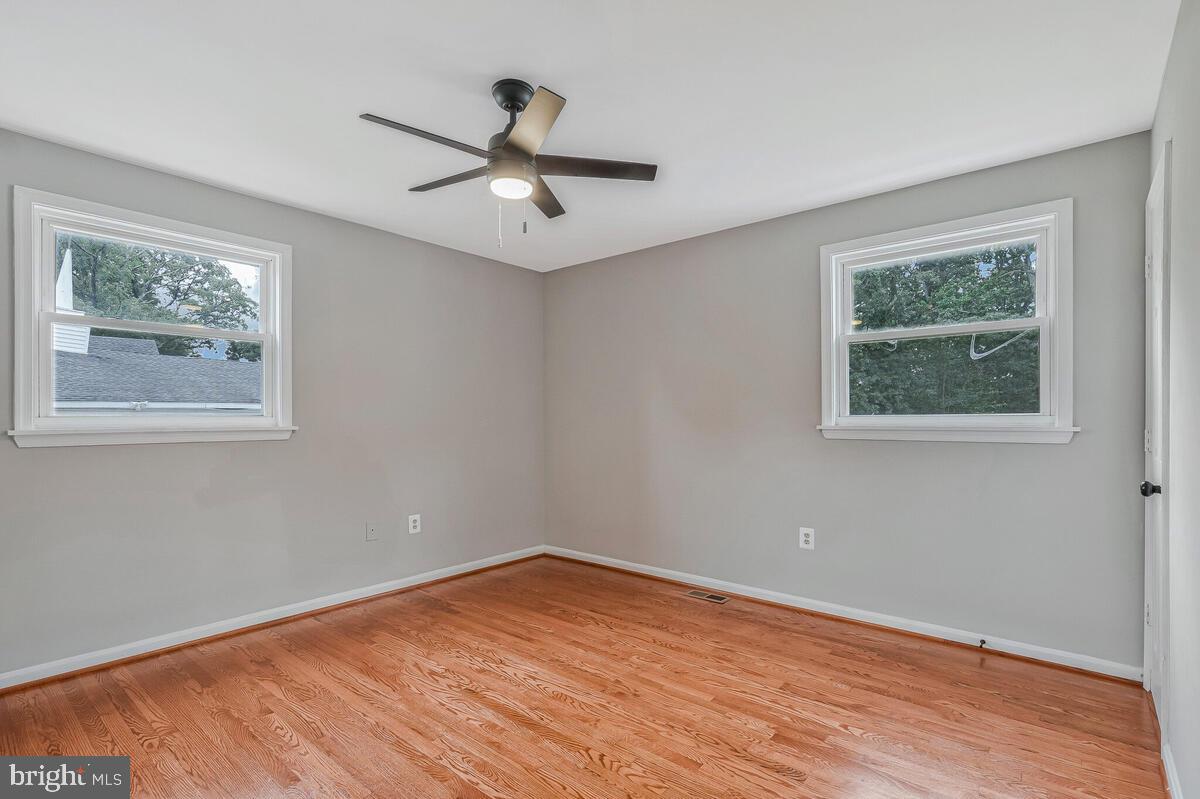 BARNABY MANOR - Residential