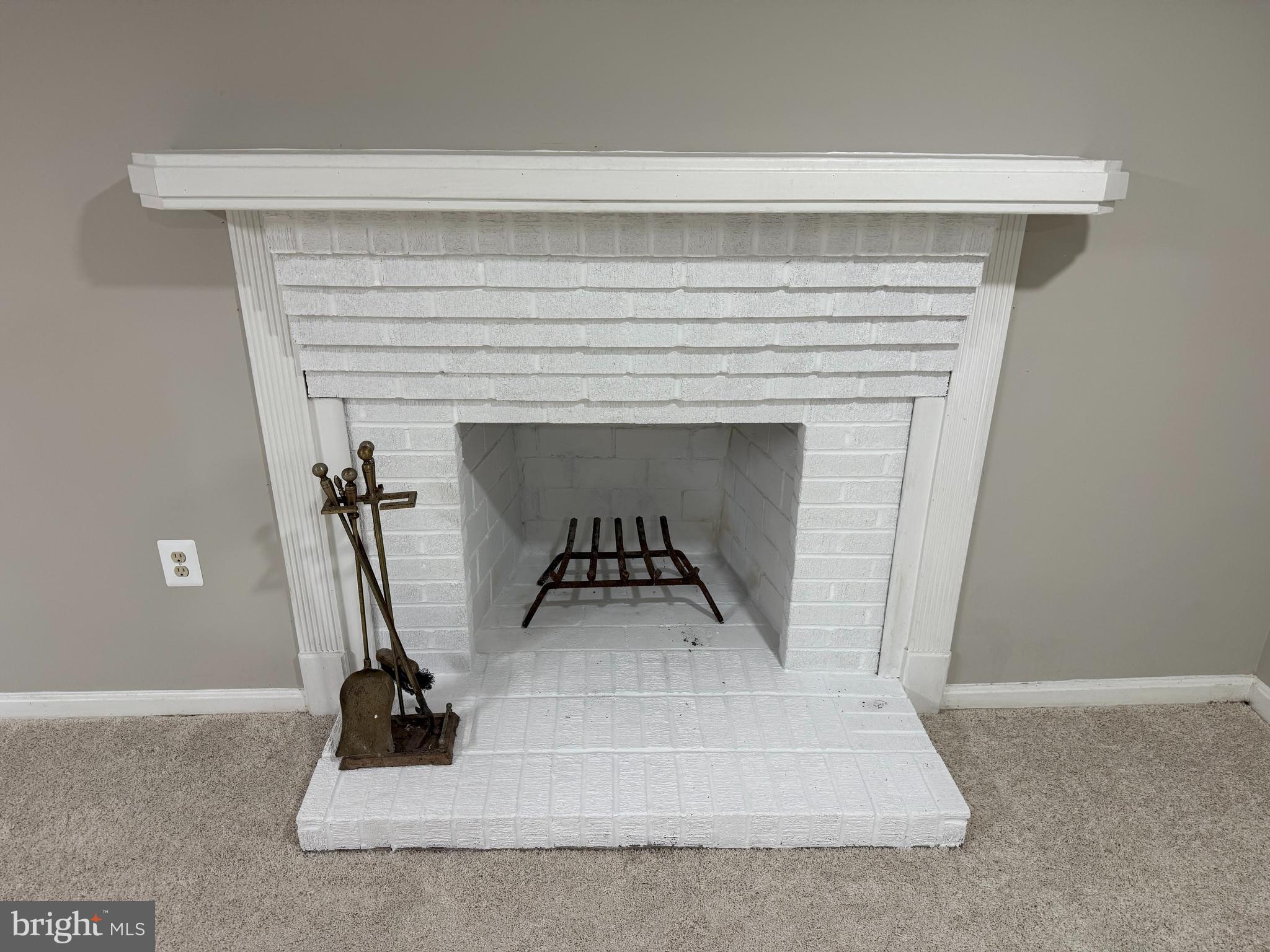 BARNABY MANOR - Residential