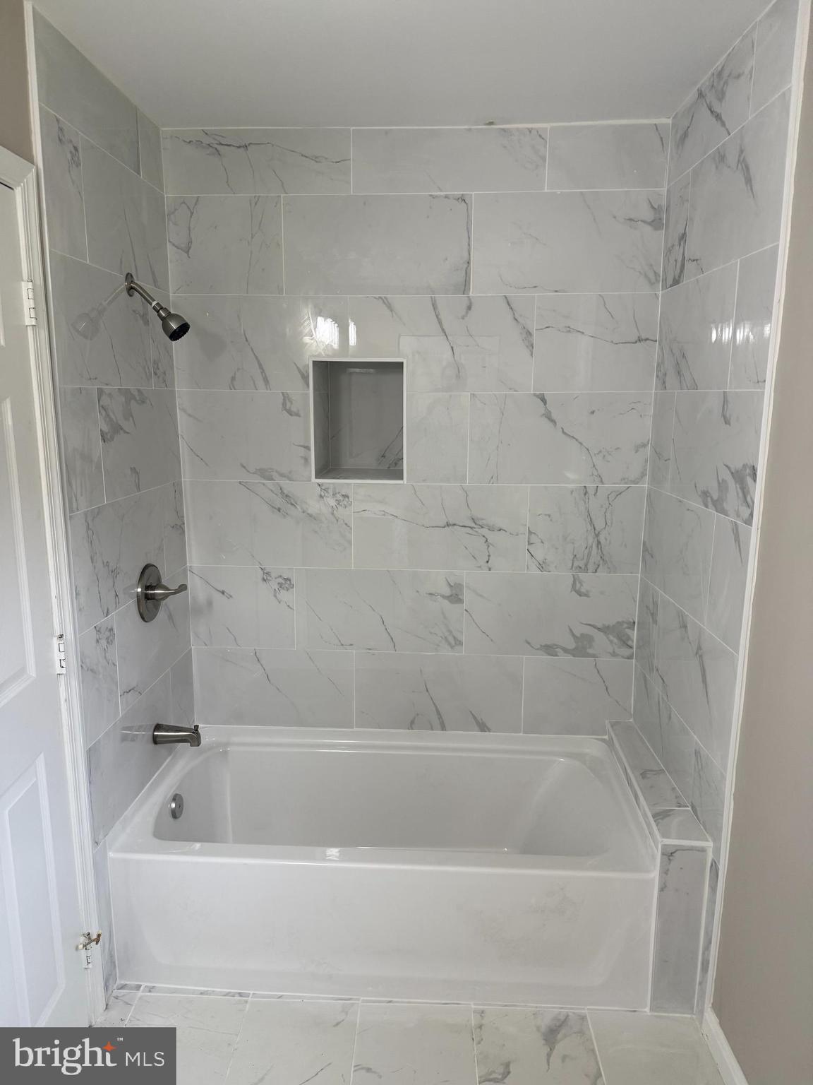 BARNABY MANOR - Residential