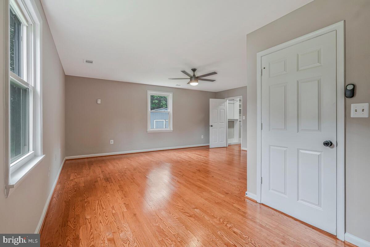 BARNABY MANOR - Residential