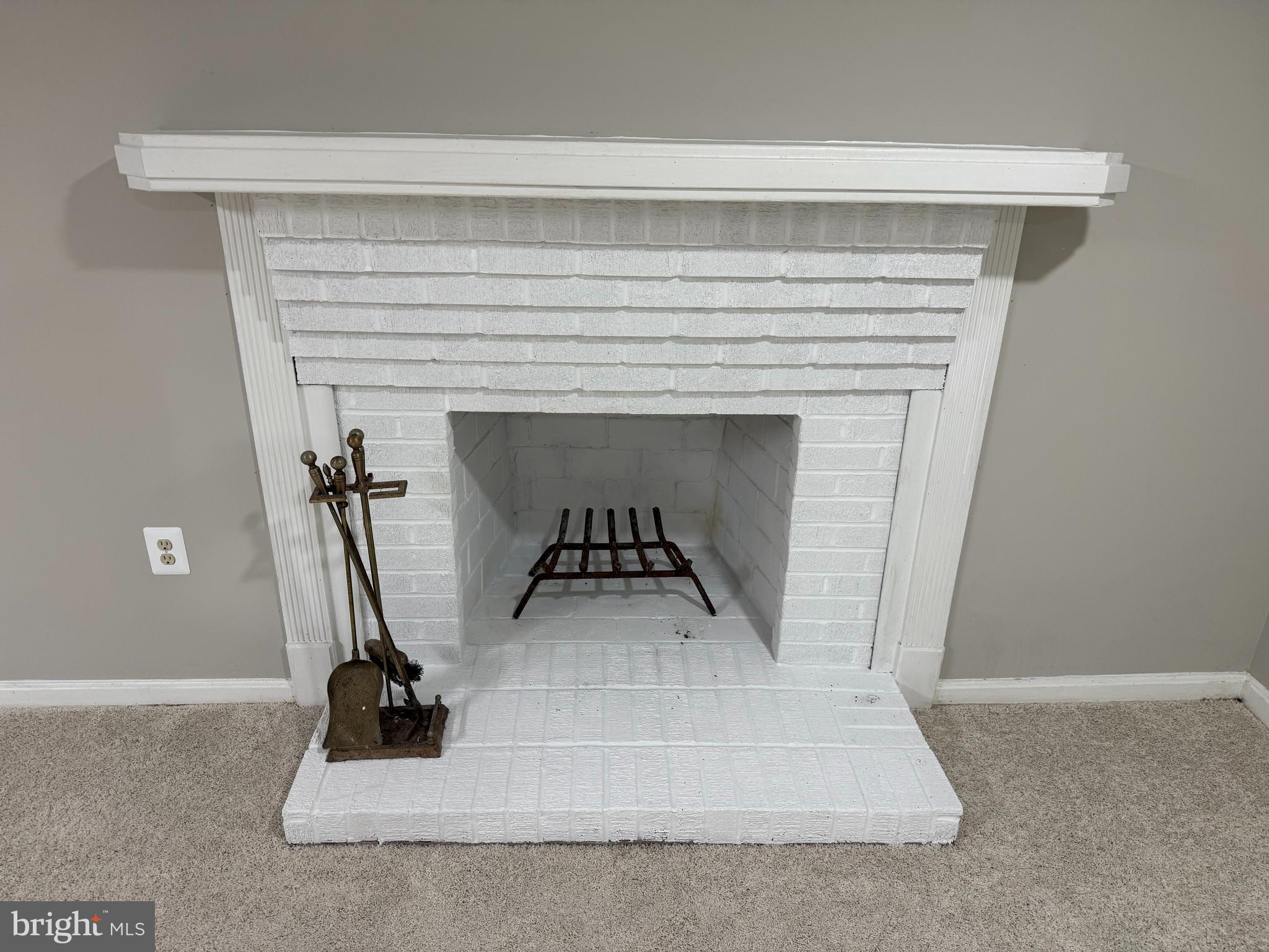 BARNABY MANOR - Residential