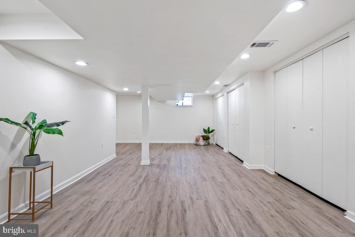 SILVER ROCK - Residential