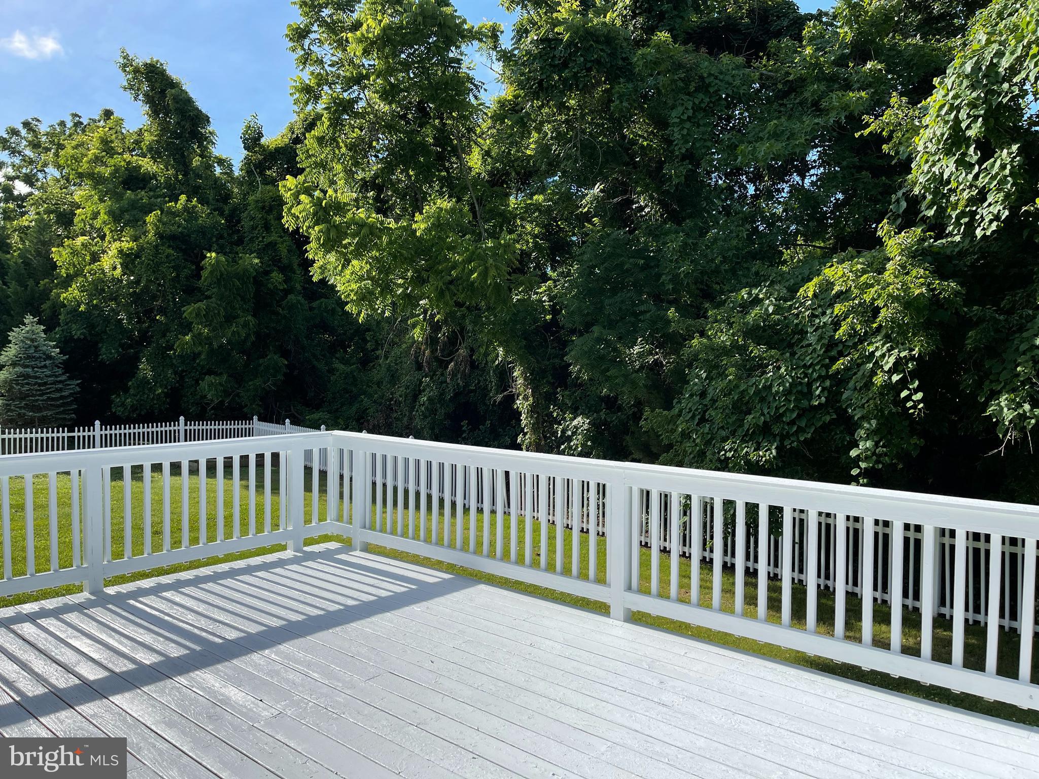 TRAPP HALL - Residential