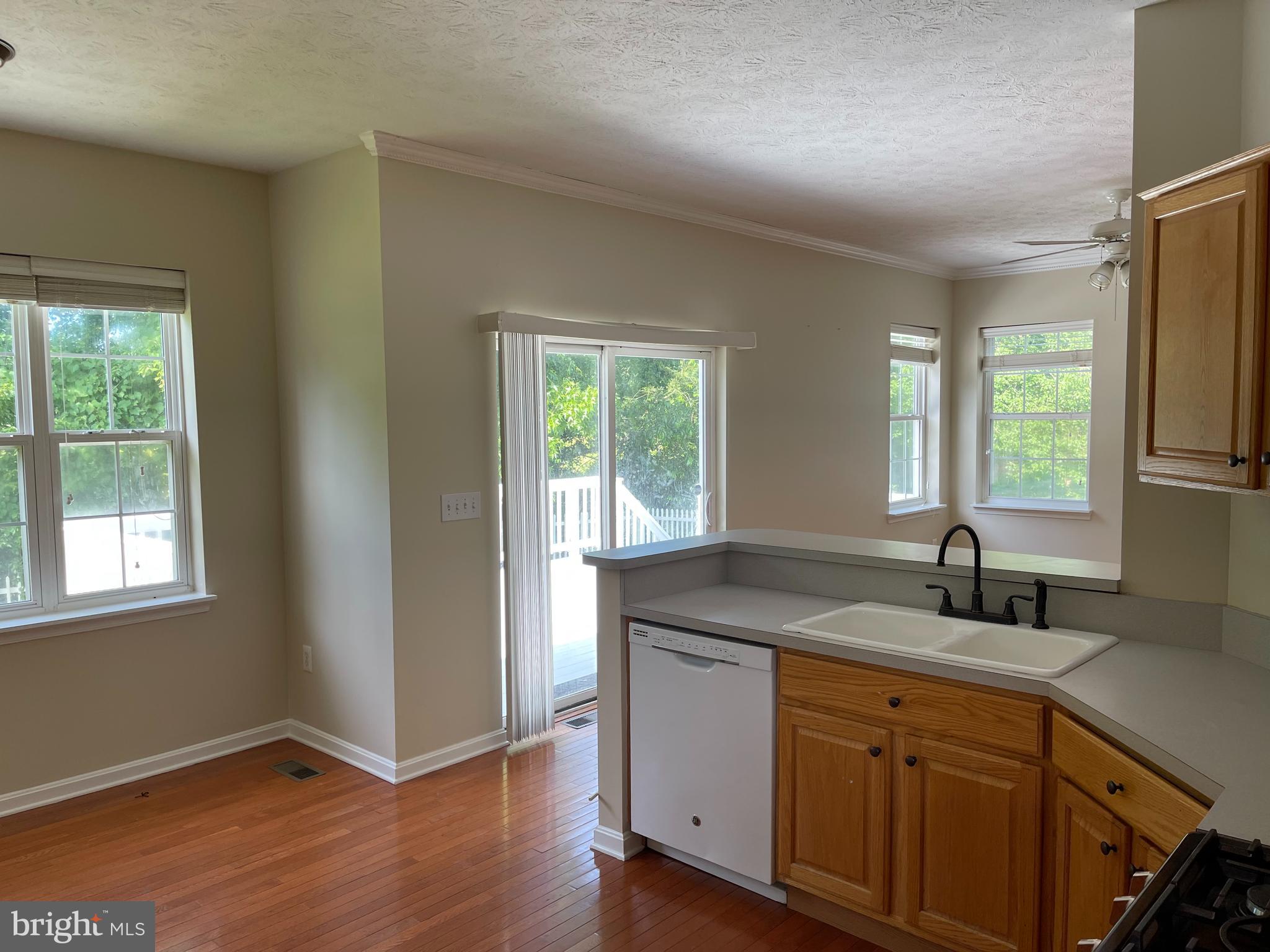 TRAPP HALL - Residential