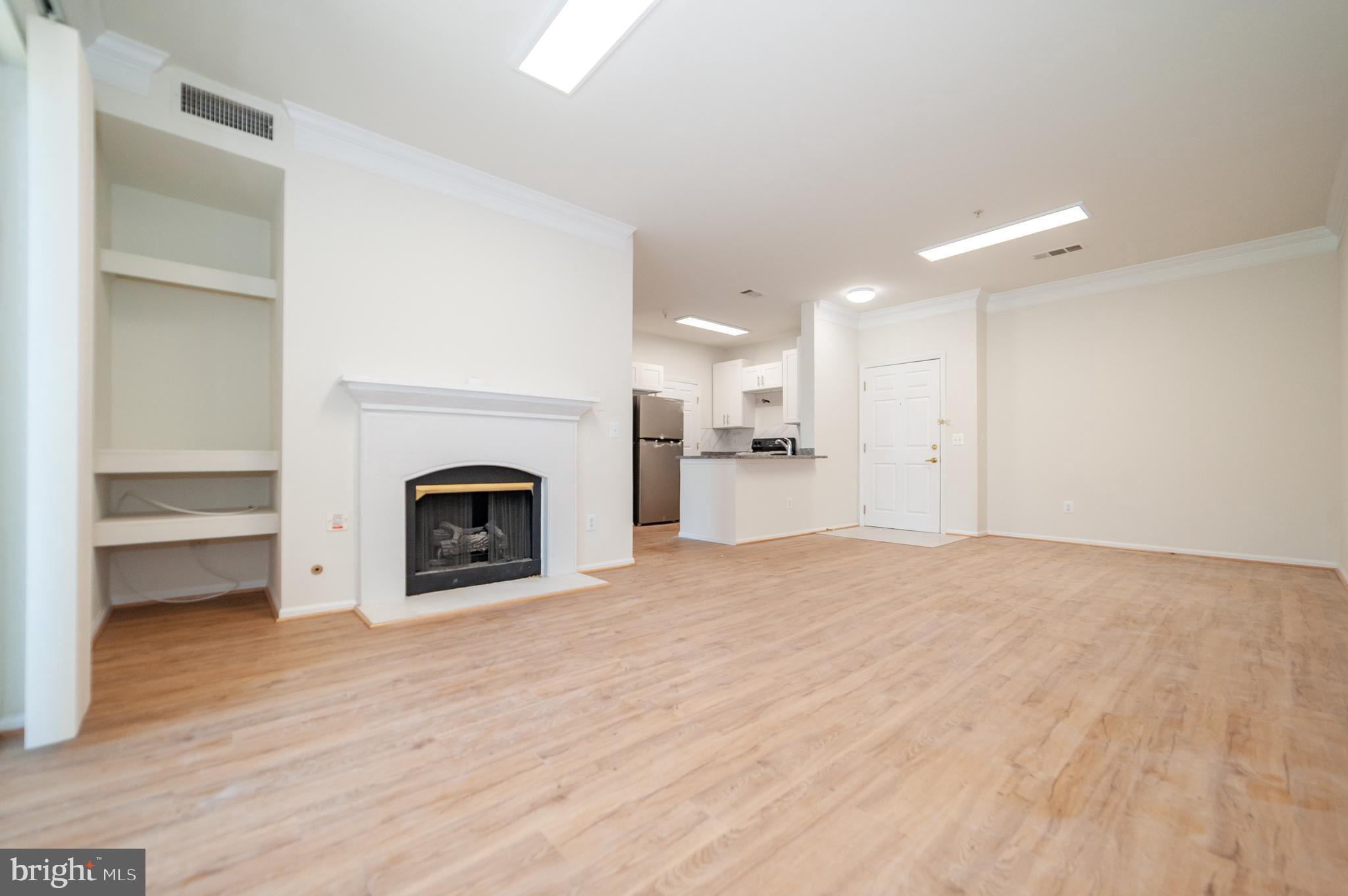 GATES OF MCLEAN - Residential Lease