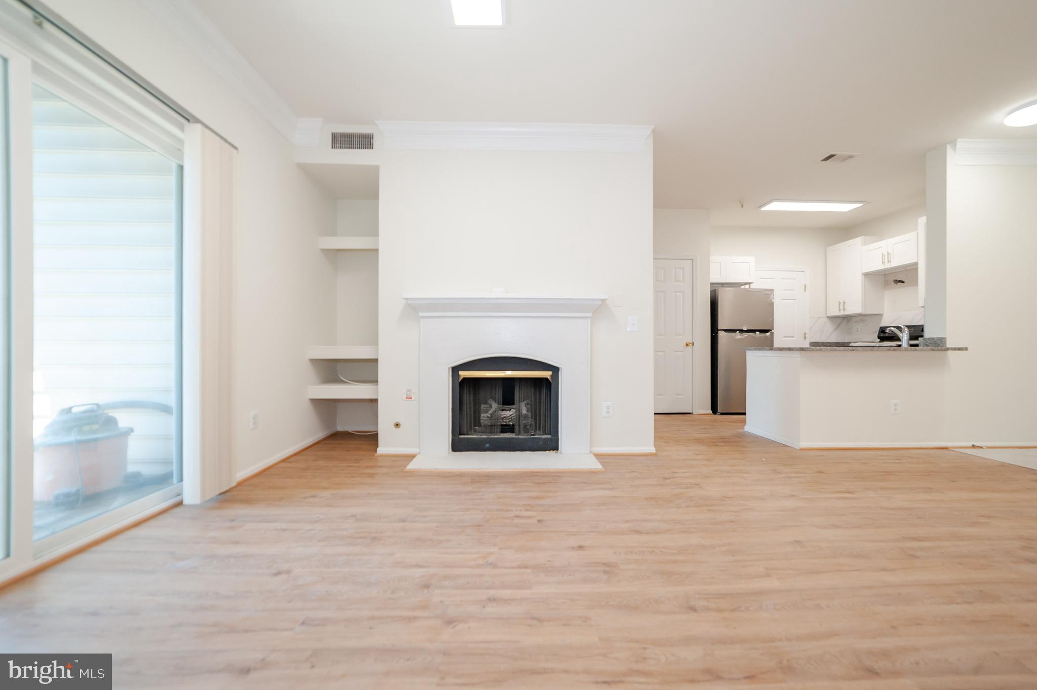 GATES OF MCLEAN - Residential Lease