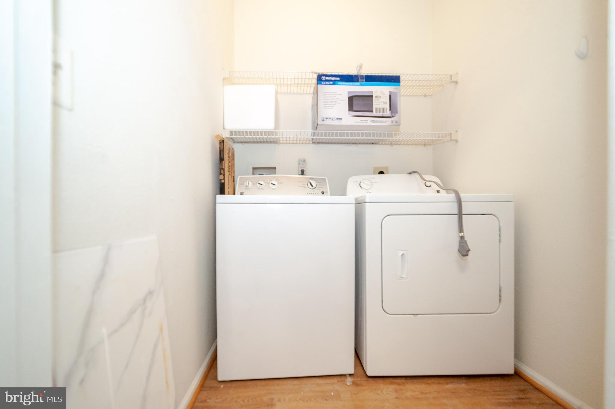 GATES OF MCLEAN - Residential Lease