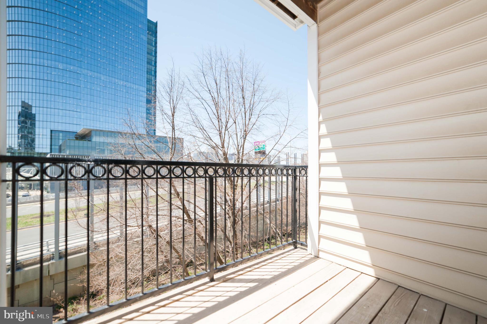 GATES OF MCLEAN - Residential Lease