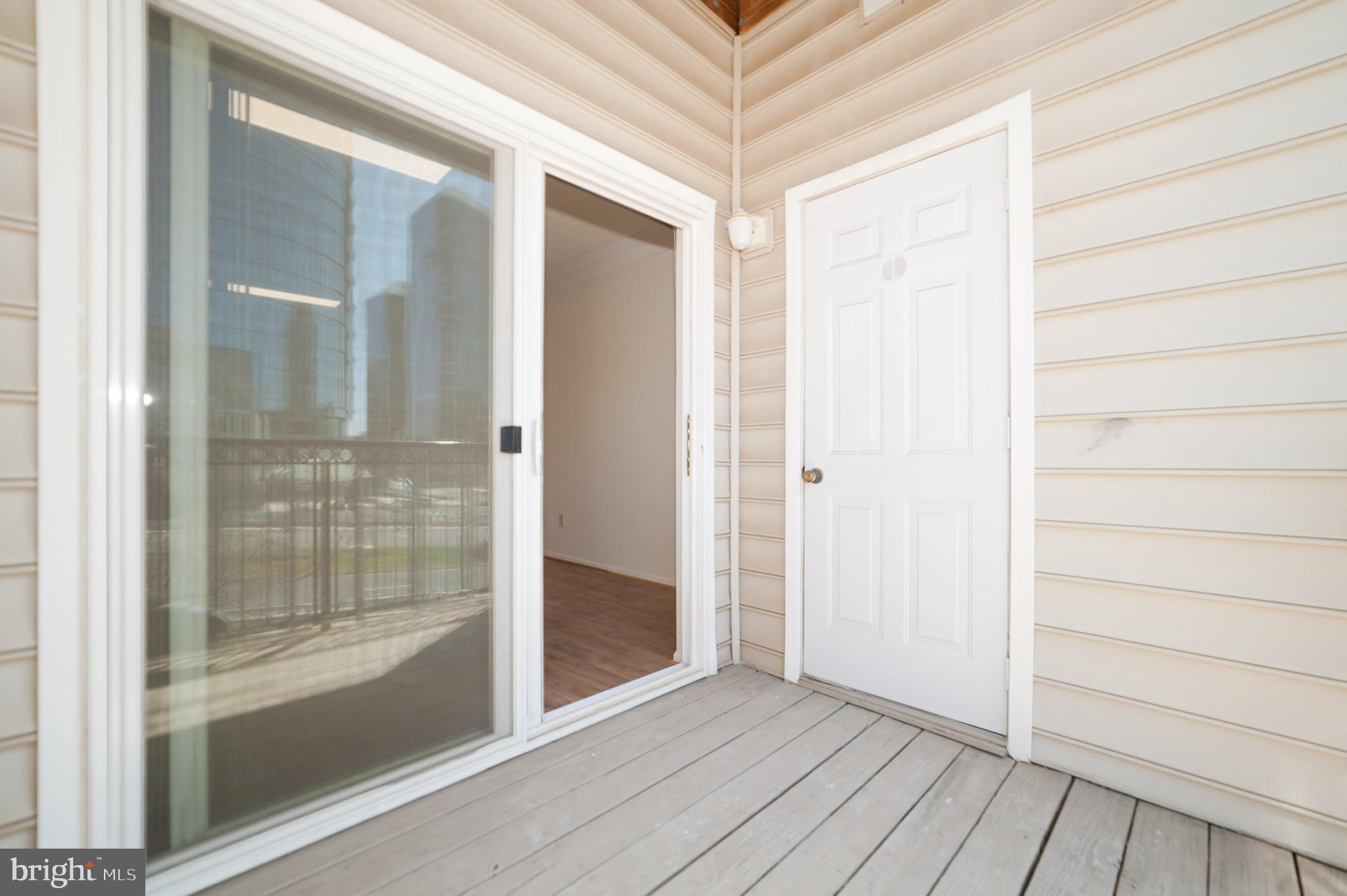 GATES OF MCLEAN - Residential Lease