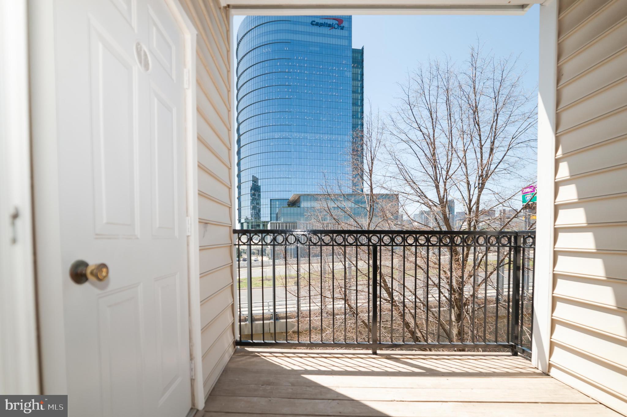 GATES OF MCLEAN - Residential Lease
