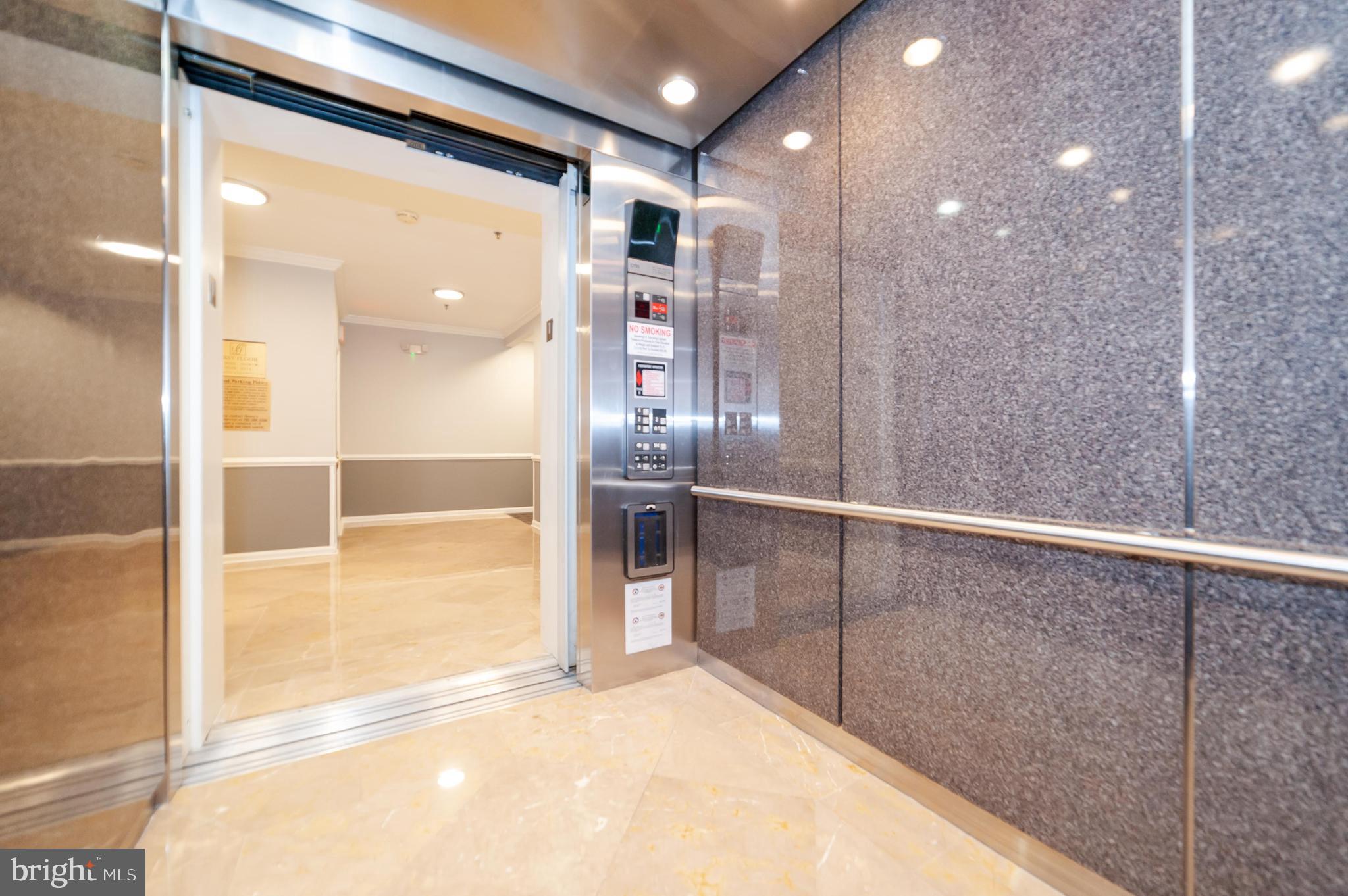 GATES OF MCLEAN - Residential Lease