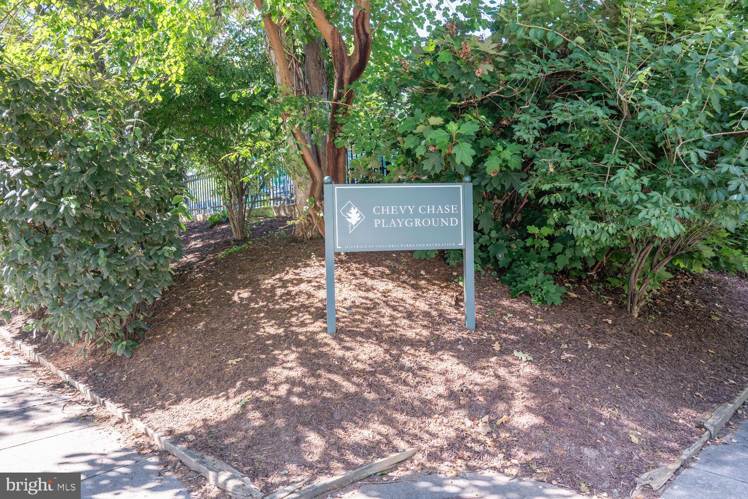 CHEVY CHASE VILLAGE - Residential