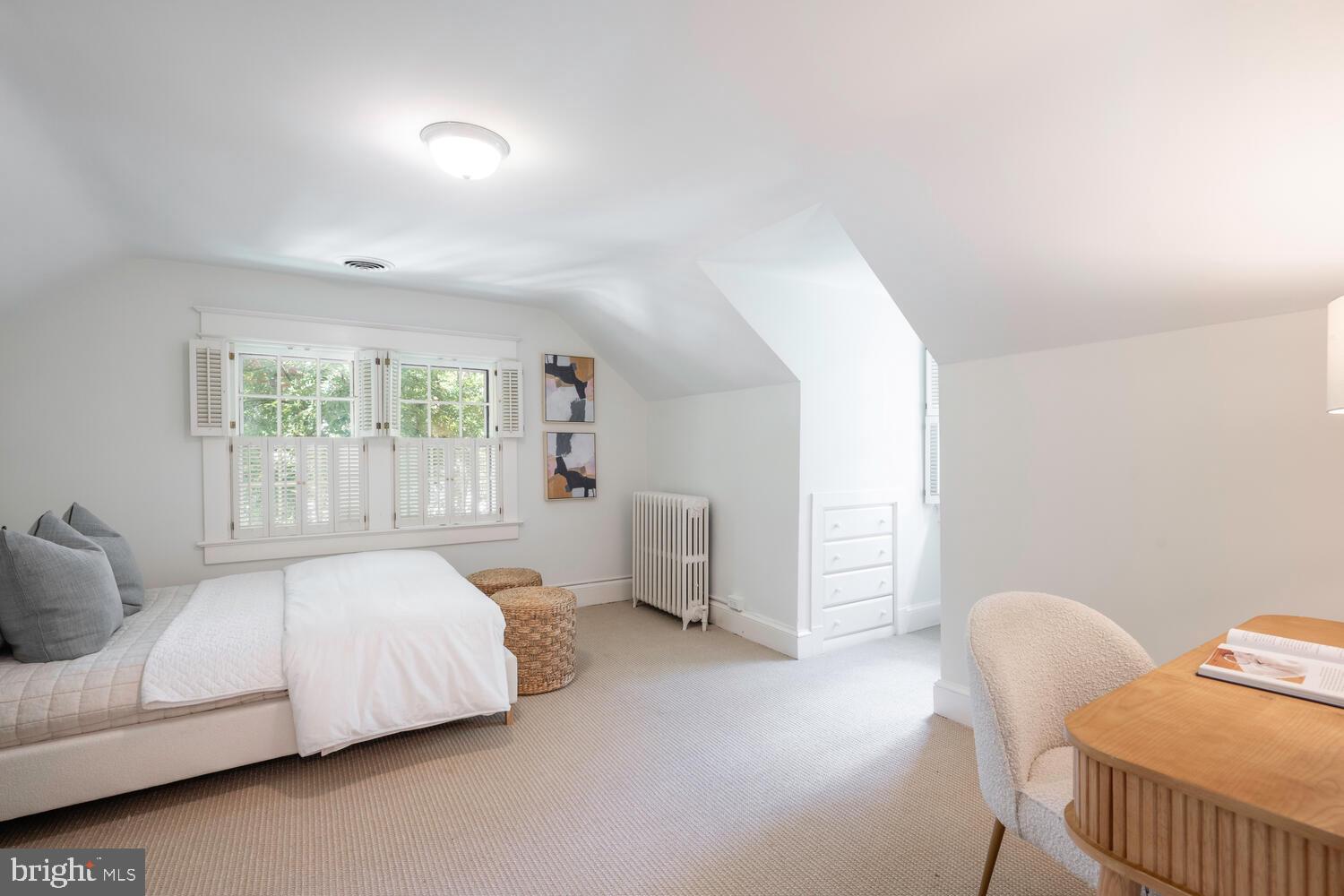 CHEVY CHASE VILLAGE - Residential