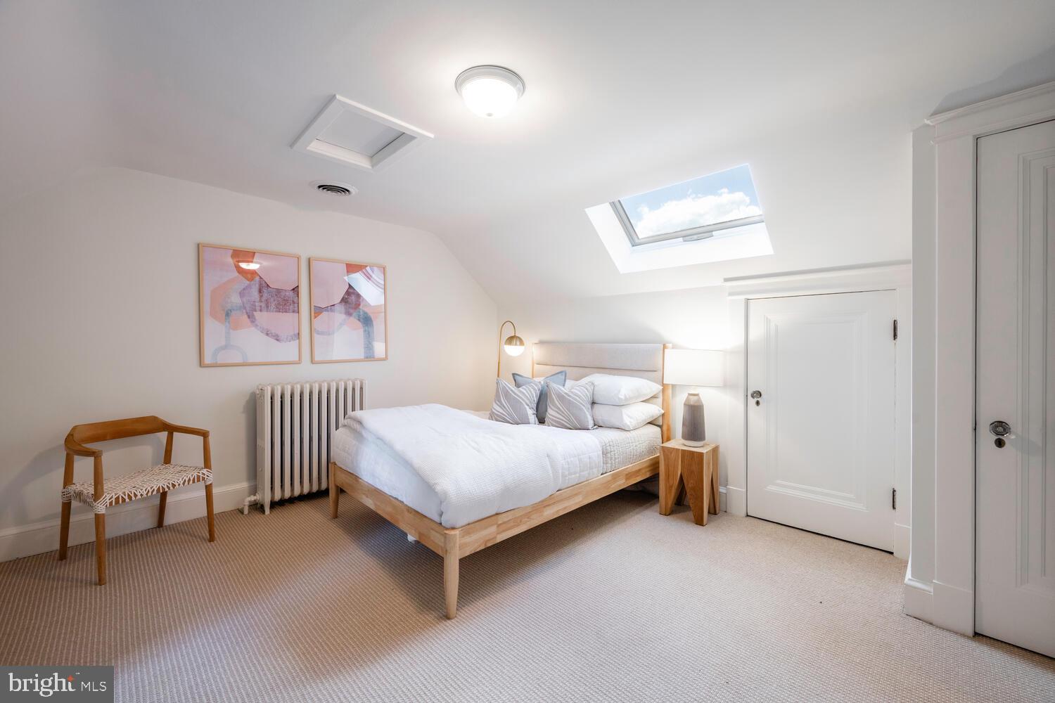 CHEVY CHASE VILLAGE - Residential