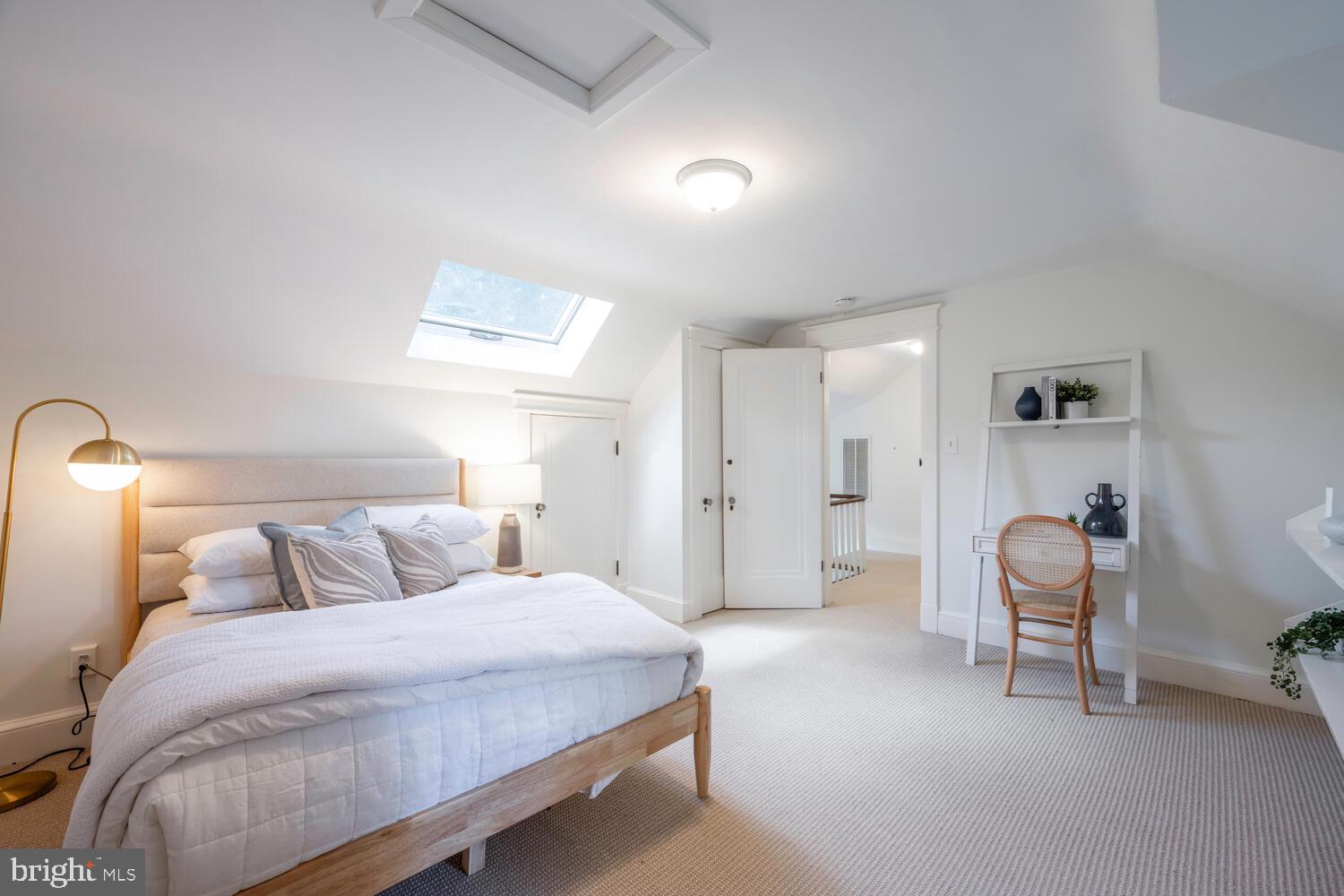 CHEVY CHASE VILLAGE - Residential