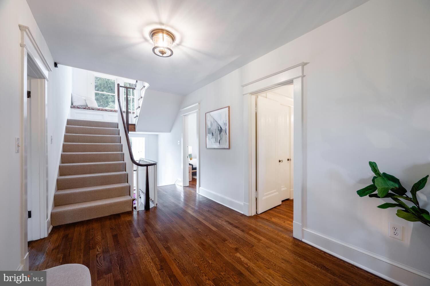 CHEVY CHASE VILLAGE - Residential