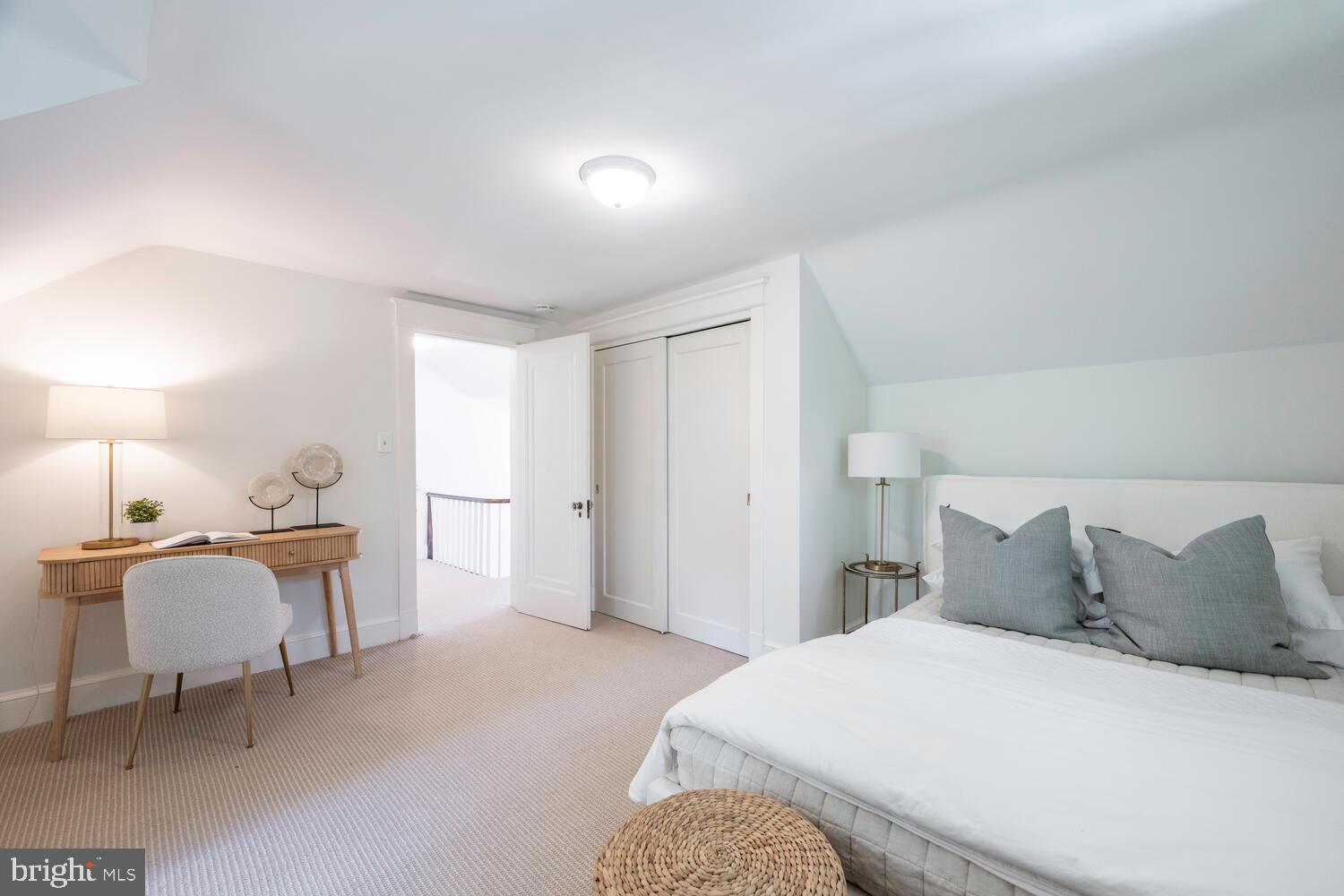 CHEVY CHASE VILLAGE - Residential