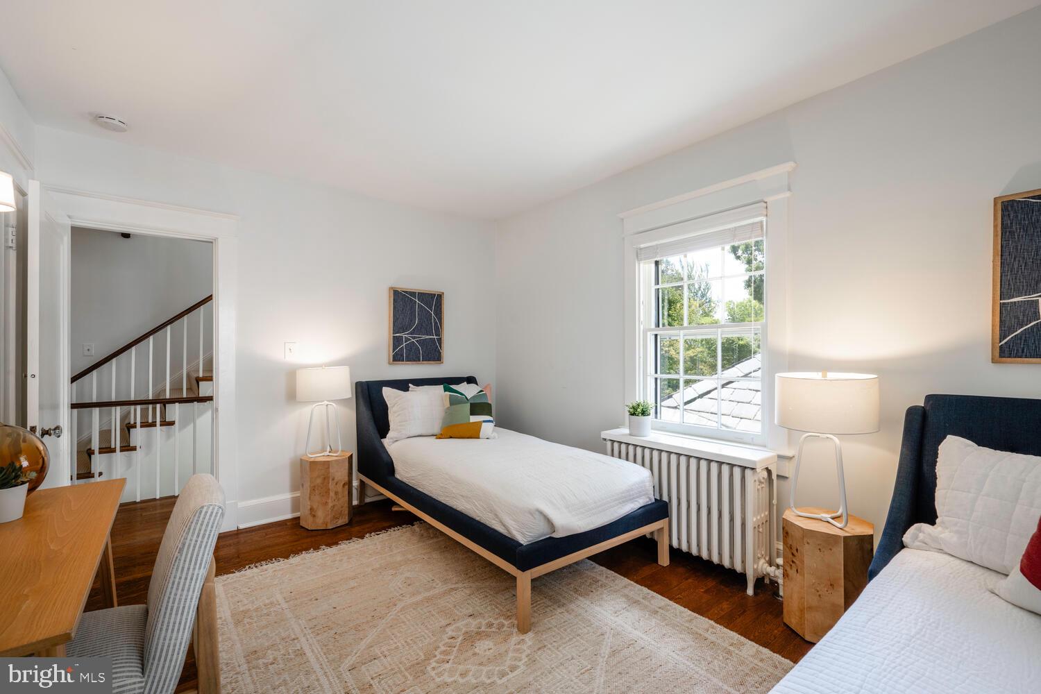 CHEVY CHASE VILLAGE - Residential