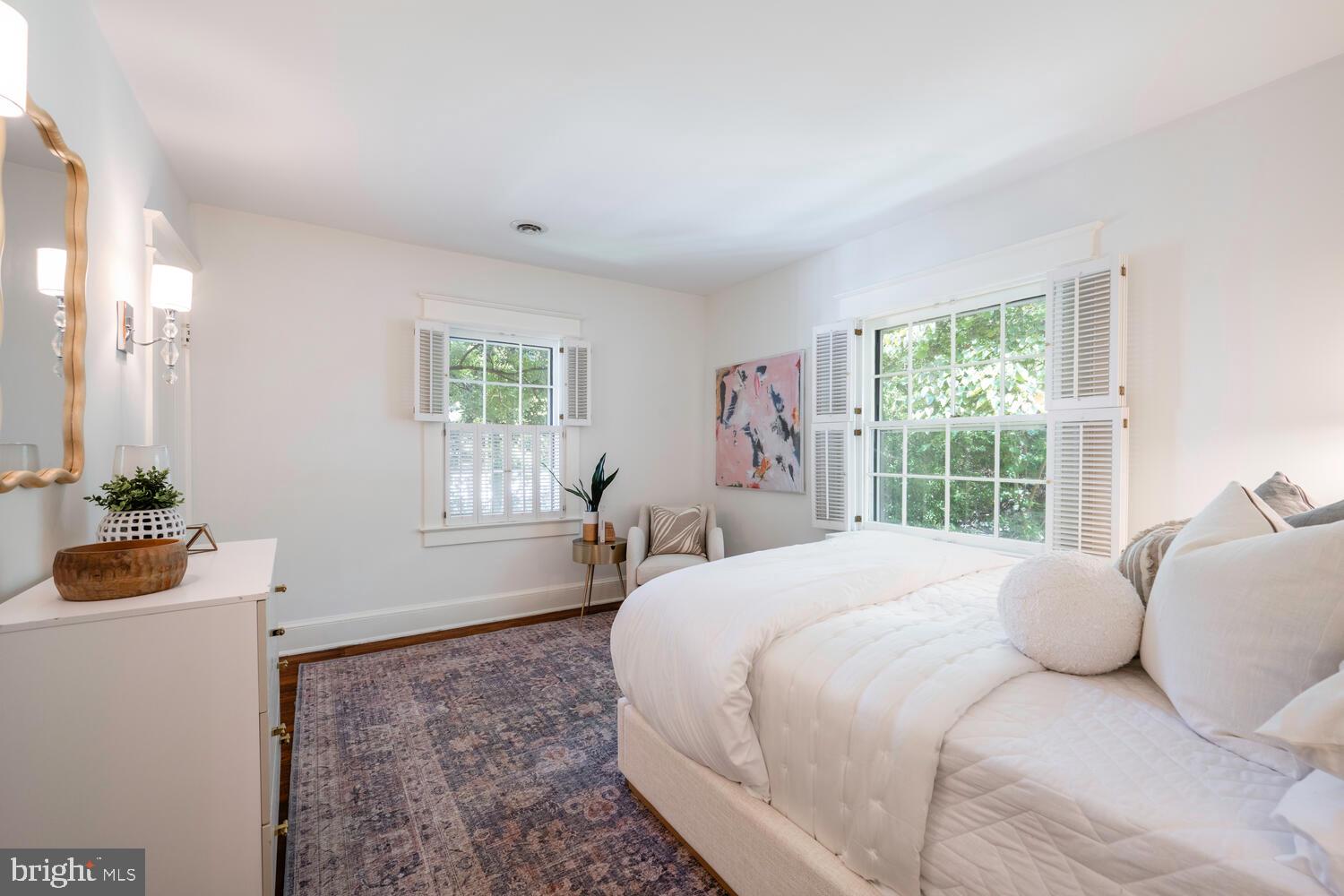 CHEVY CHASE VILLAGE - Residential