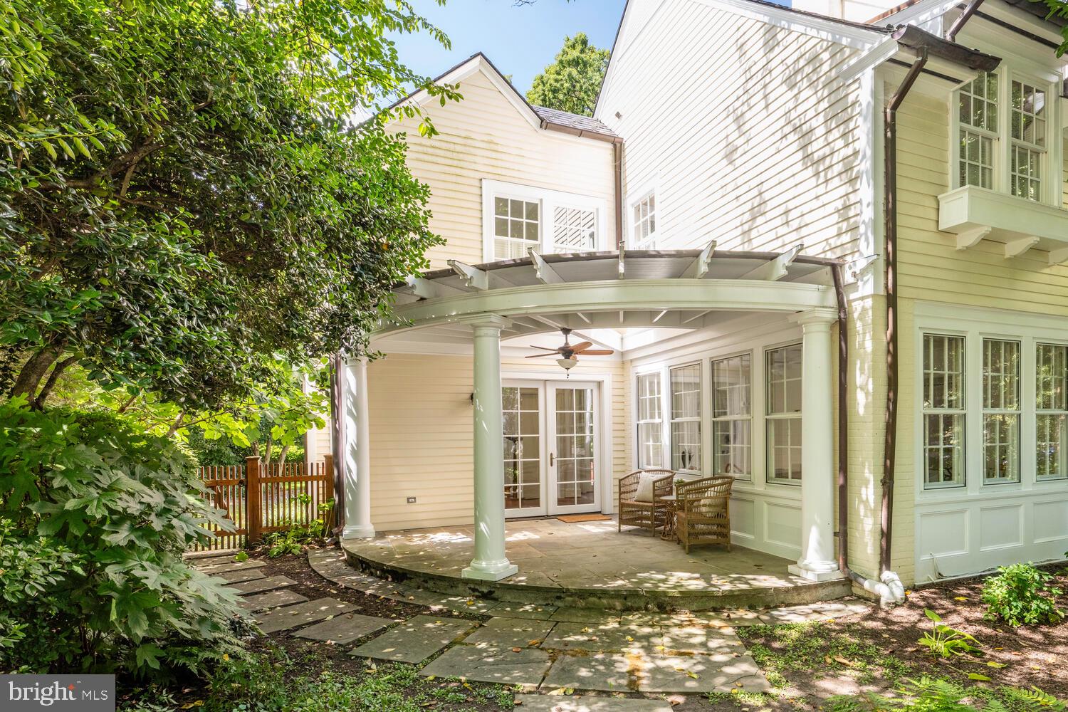 CHEVY CHASE VILLAGE - Residential