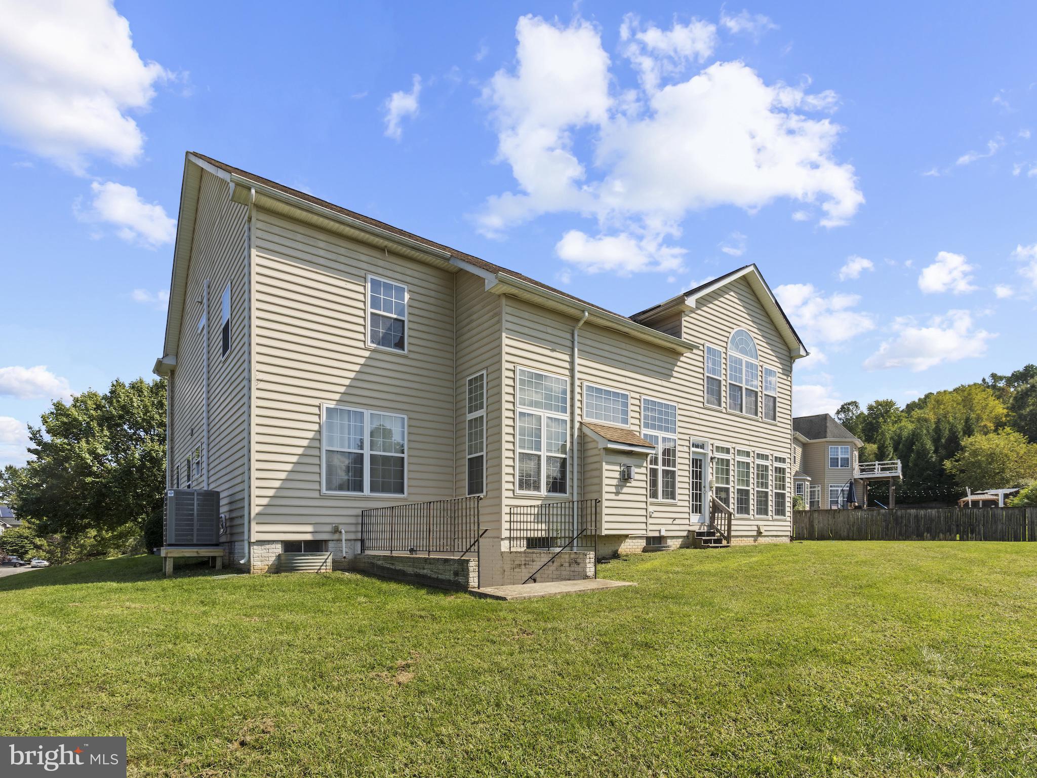 2335 AUDREY MANOR COURT