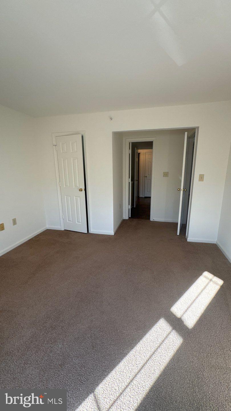 RUSSETT - Residential Lease