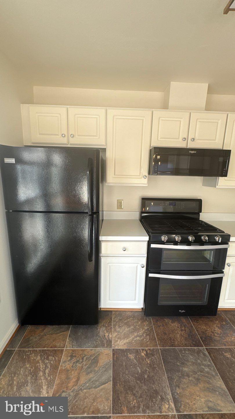 RUSSETT - Residential Lease