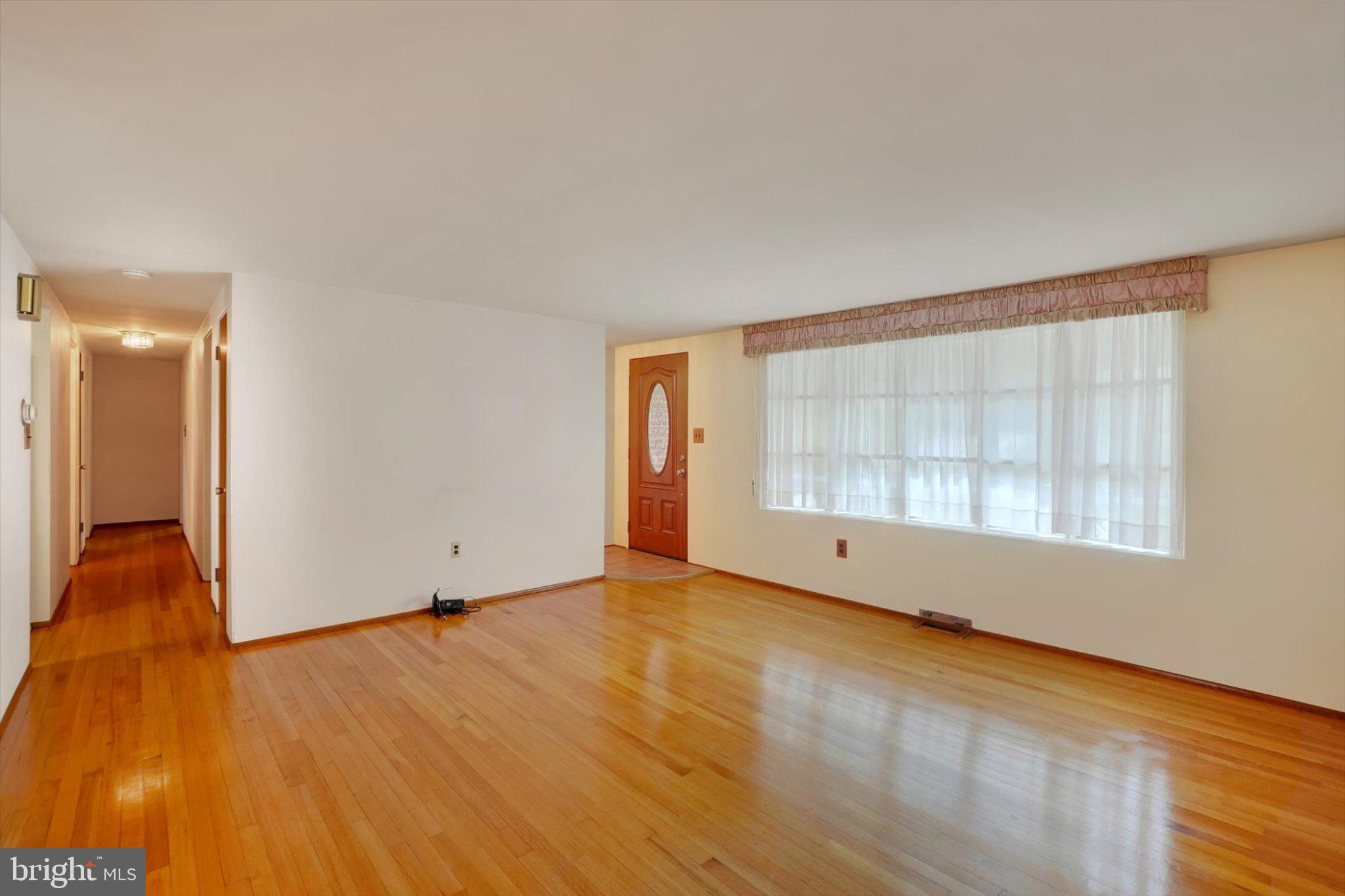 545 SKYVIEW DRIVE