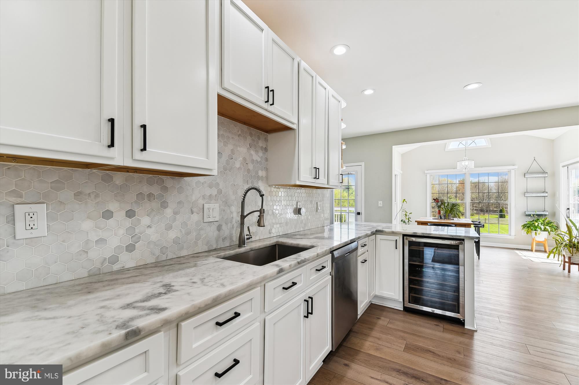 1411 EAGLES GROVE COURT